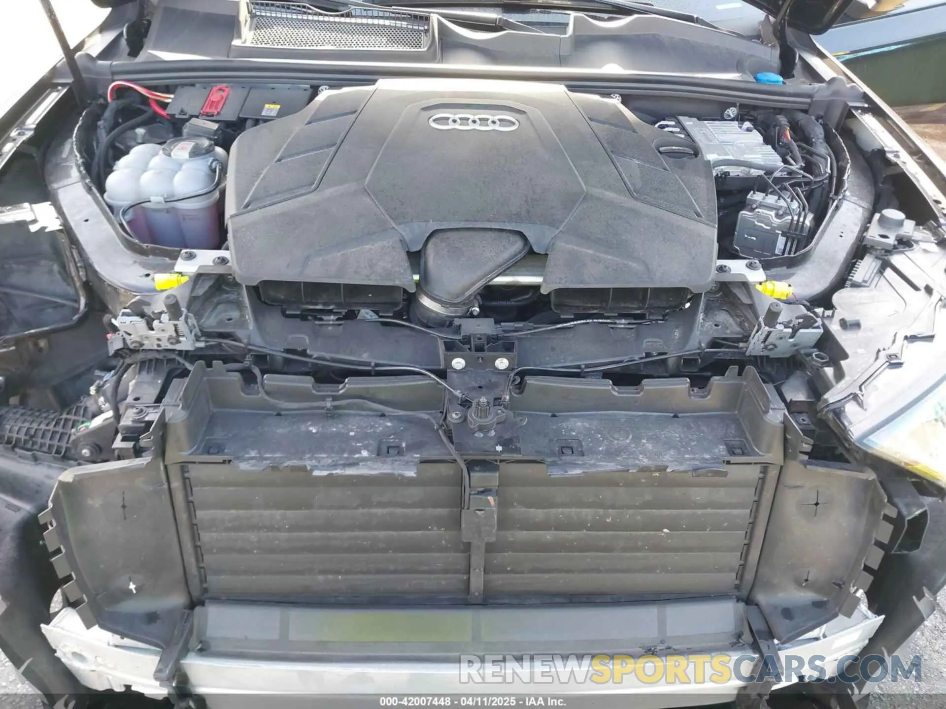 10 Photograph of a damaged car WA1LXBF76RD008242 AUDI Q7 2024