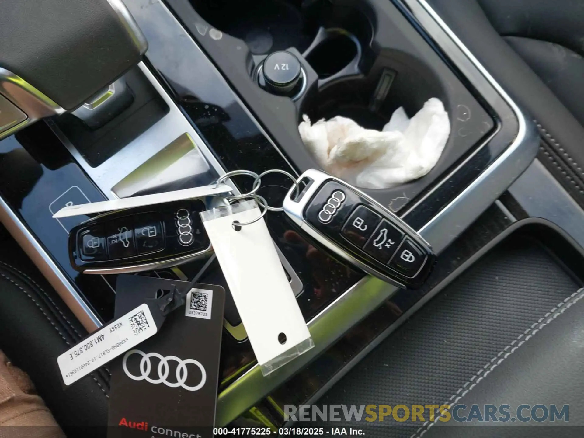 11 Фотография поврежденного автомобиля WA1ACBF7XSD020452 AUDI Q7 2025
