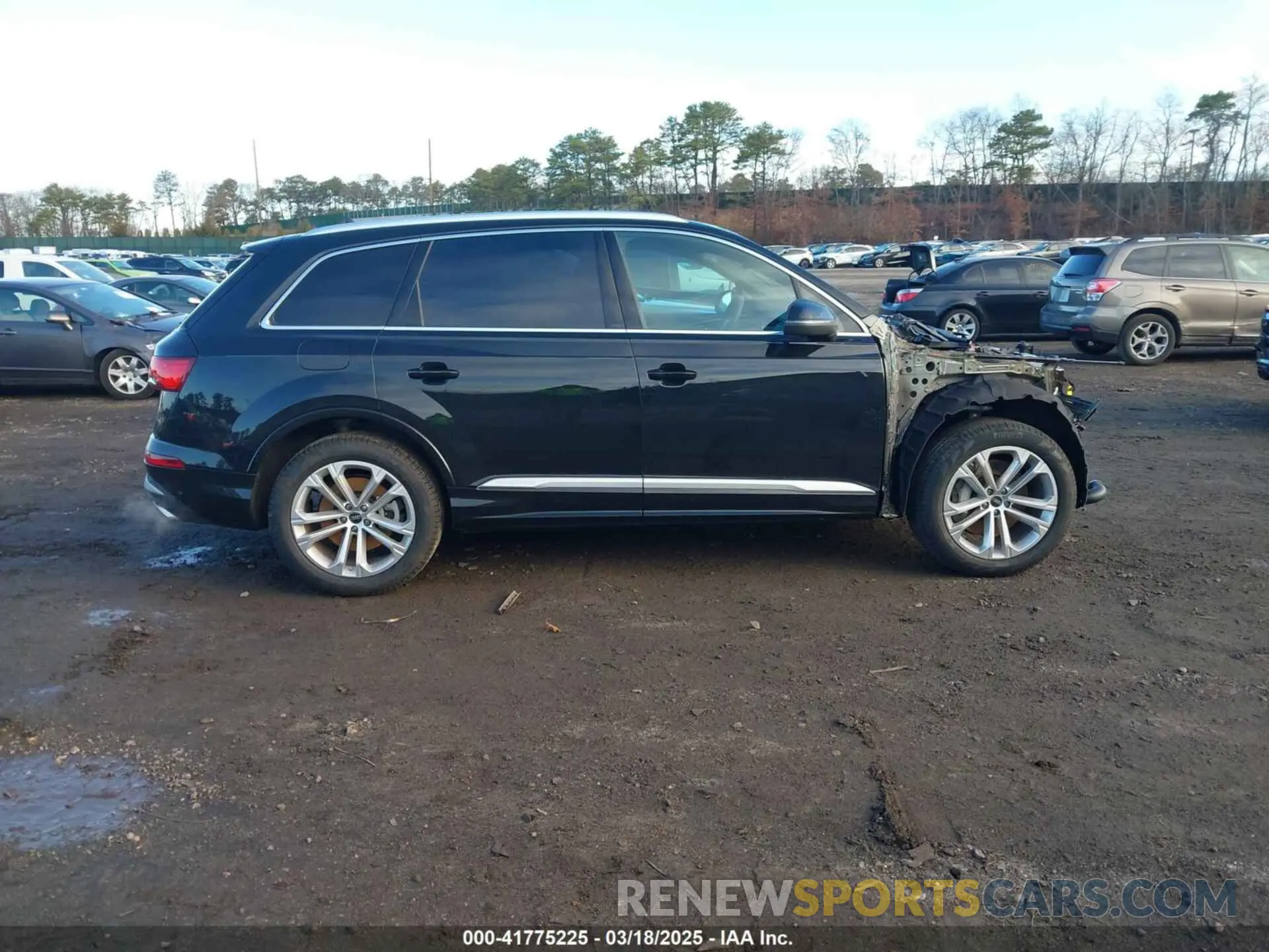 14 Фотография поврежденного автомобиля WA1ACBF7XSD020452 AUDI Q7 2025