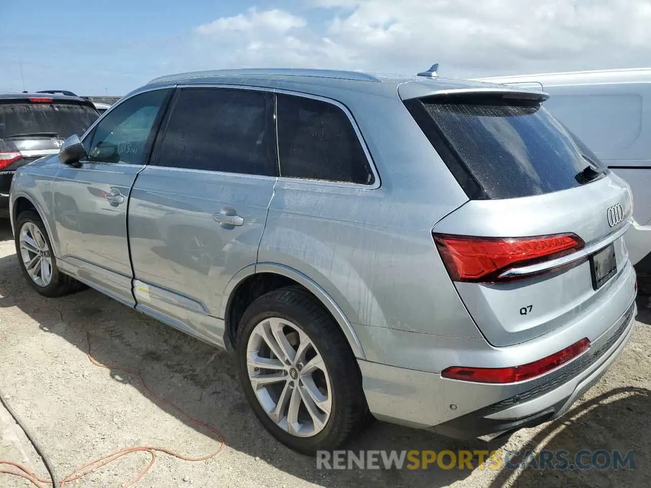 2 Фотография поврежденного автомобиля WA1AVBF7XSD004391 AUDI Q7 2025