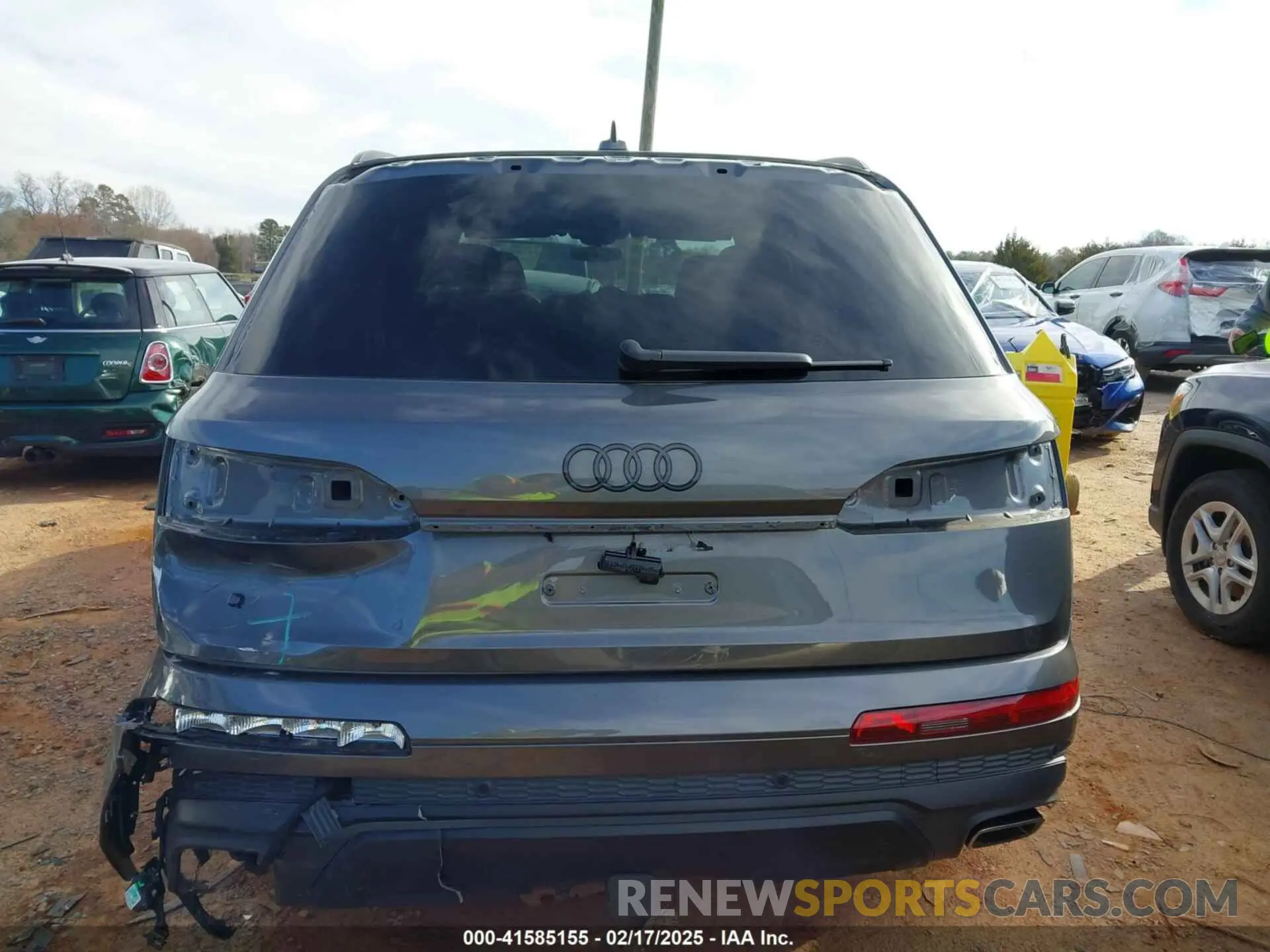 17 Фотография поврежденного автомобиля WA1LCBF70SD000963 AUDI Q7 2025