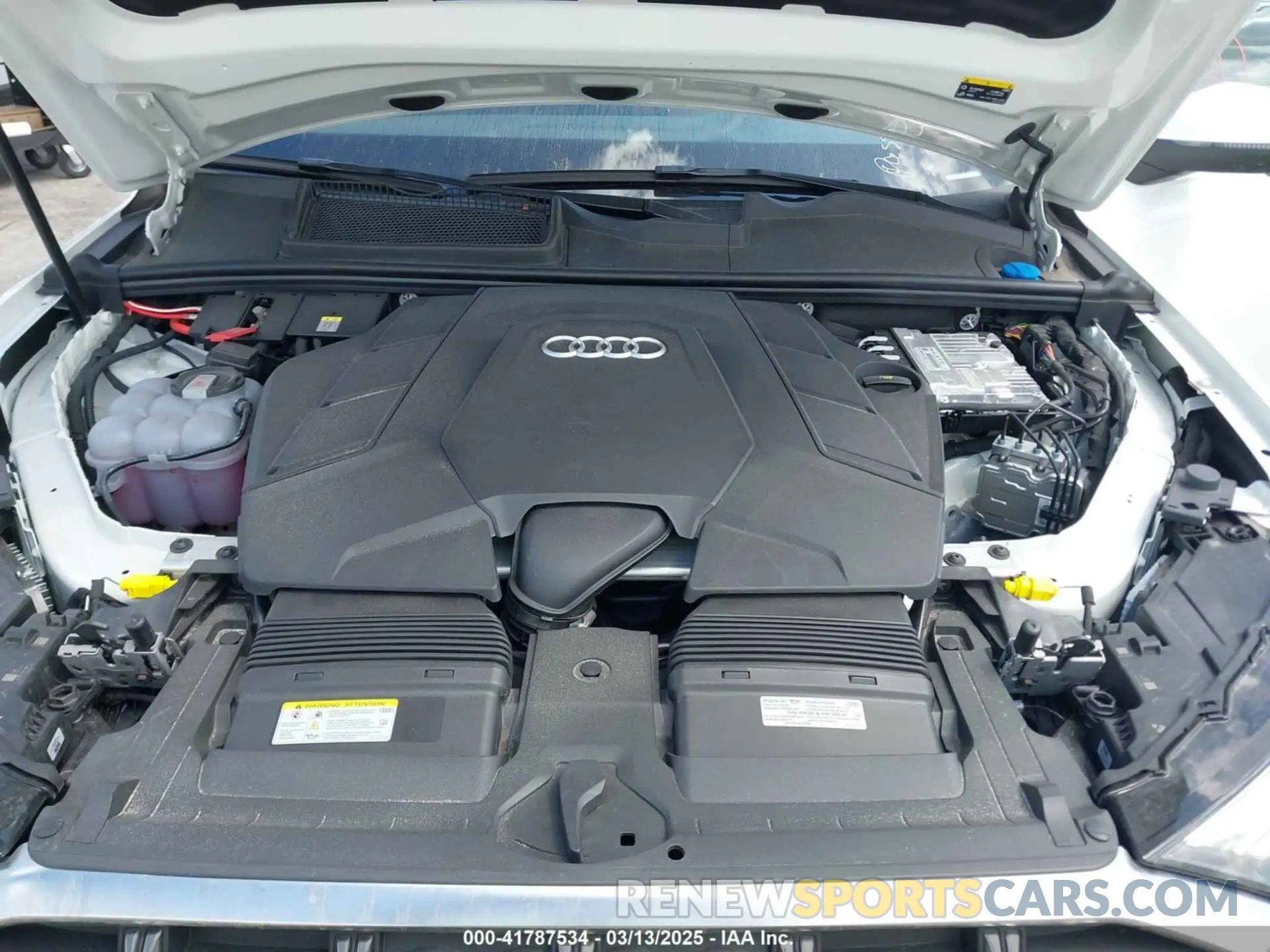 10 Photograph of a damaged car WA1LVBF70SD014968 AUDI Q7 2025