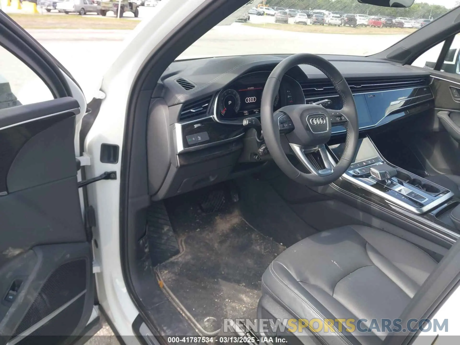 5 Photograph of a damaged car WA1LVBF70SD014968 AUDI Q7 2025