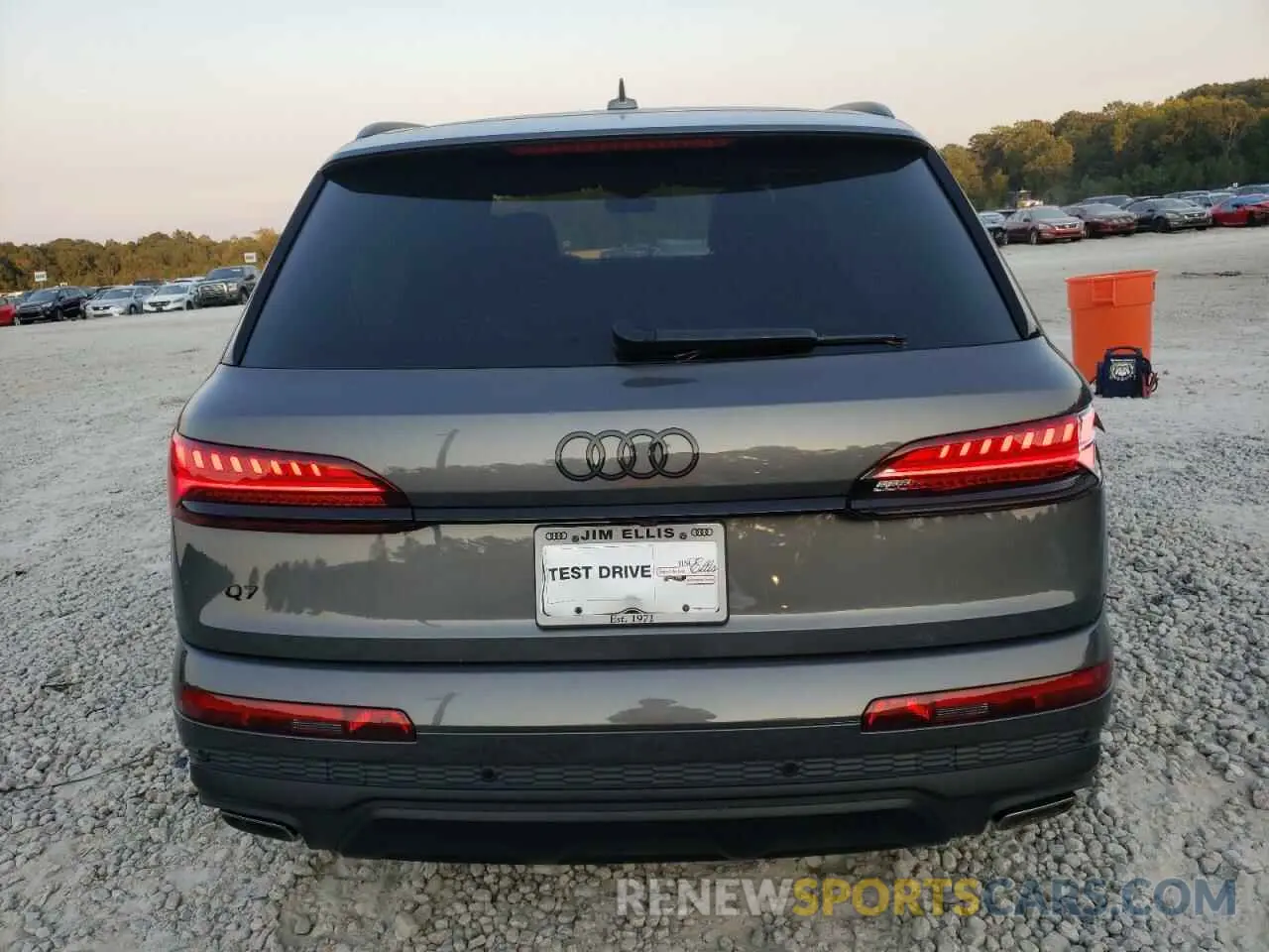 6 Photograph of a damaged car WA1LVBF71SD008953 AUDI Q7 2025