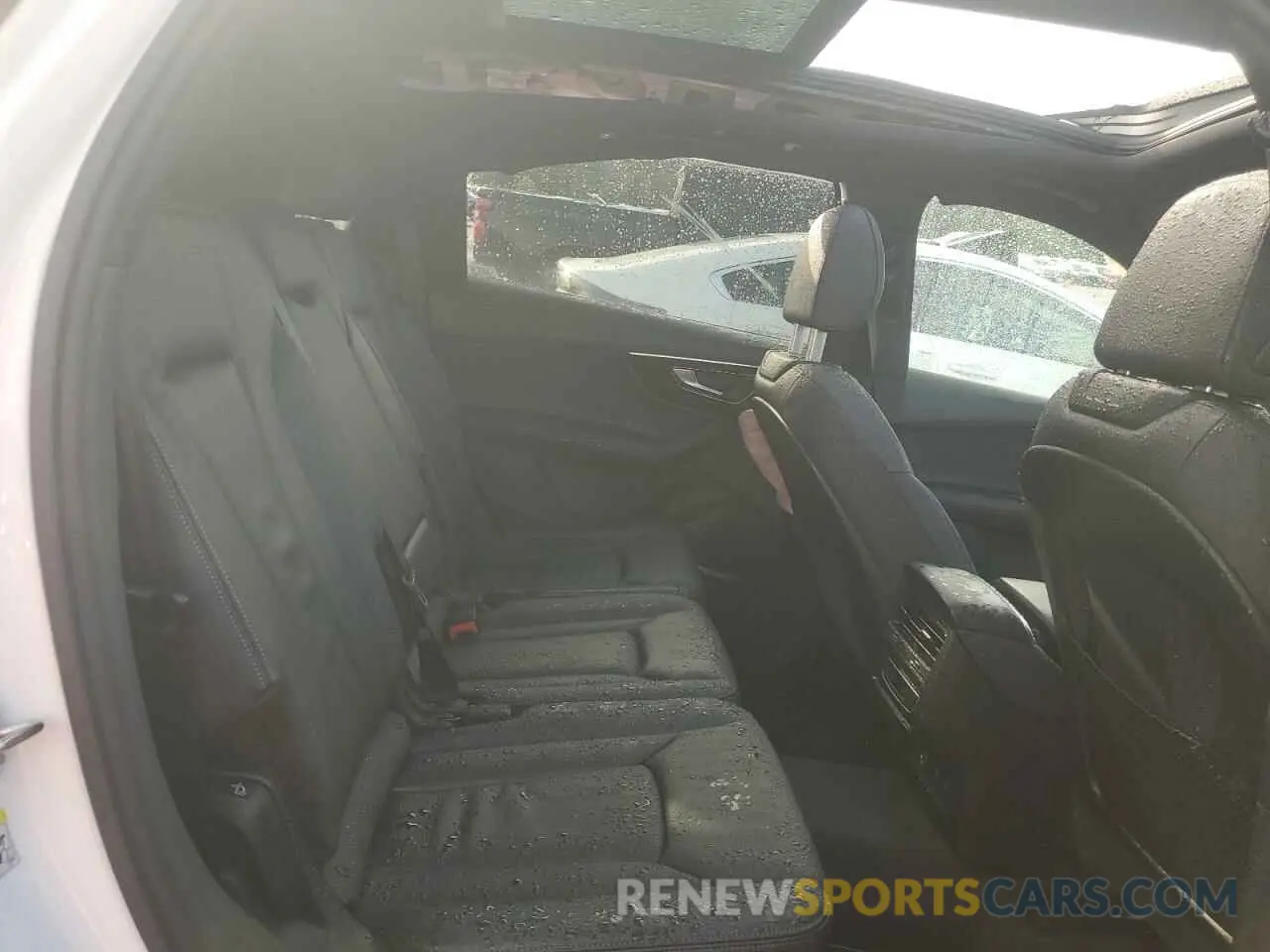 11 Фотография поврежденного автомобиля WA1LVBF75SD014674 AUDI Q7 2025