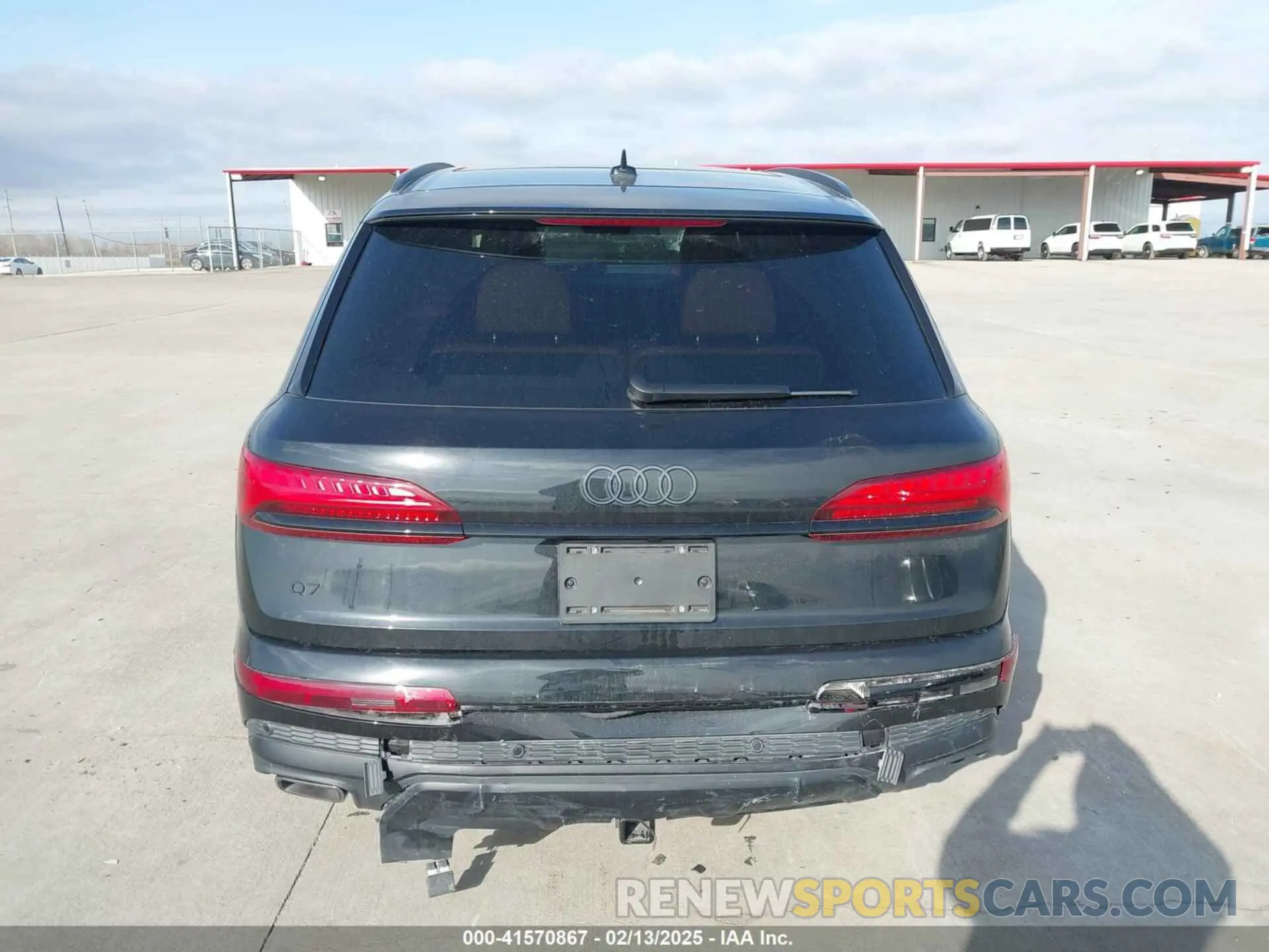 16 Photograph of a damaged car WA1VVBF71SD005799 AUDI Q7 2025