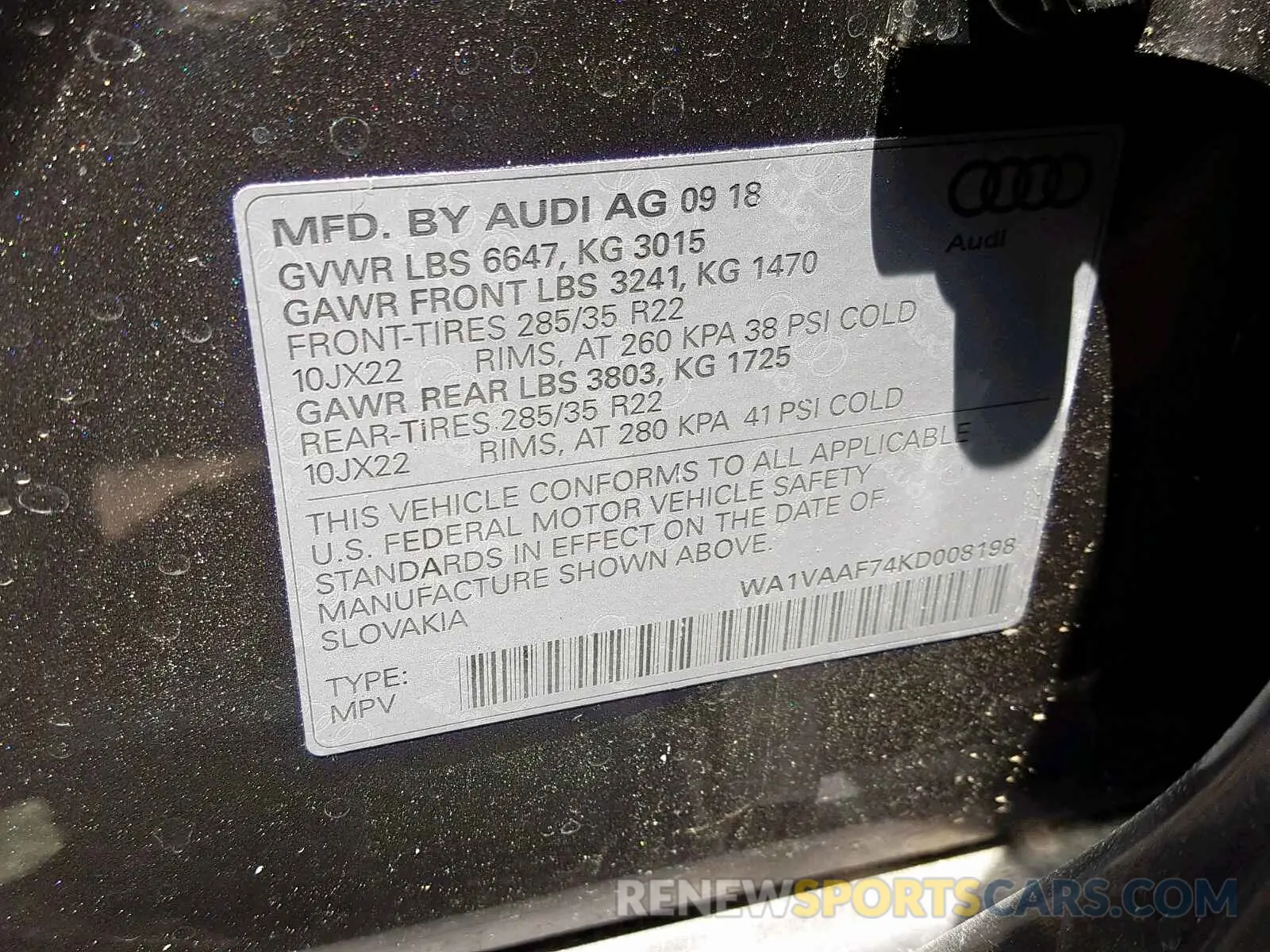 10 Photograph of a damaged car WA1VAAF74KD008198 AUDI Q7 PRESTIG 2019