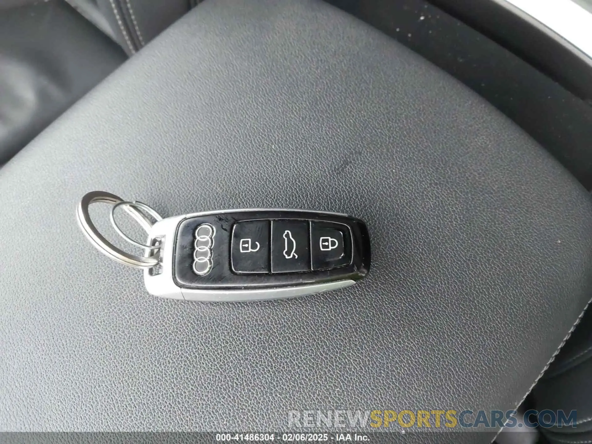11 Фотография поврежденного автомобиля WA1AVAF10KD011727 AUDI Q8 2019