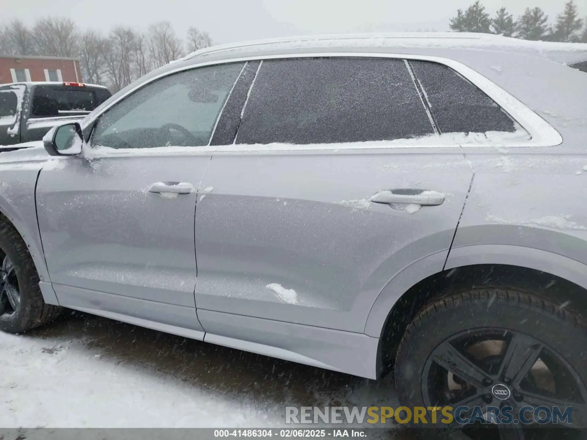 15 Фотография поврежденного автомобиля WA1AVAF10KD011727 AUDI Q8 2019