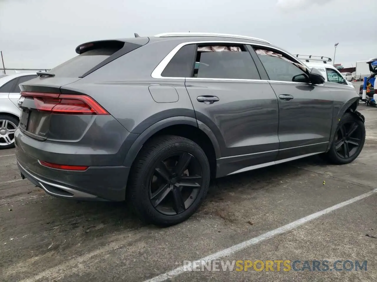 3 Фотография поврежденного автомобиля WA1AVAF19KD016537 AUDI Q8 2019