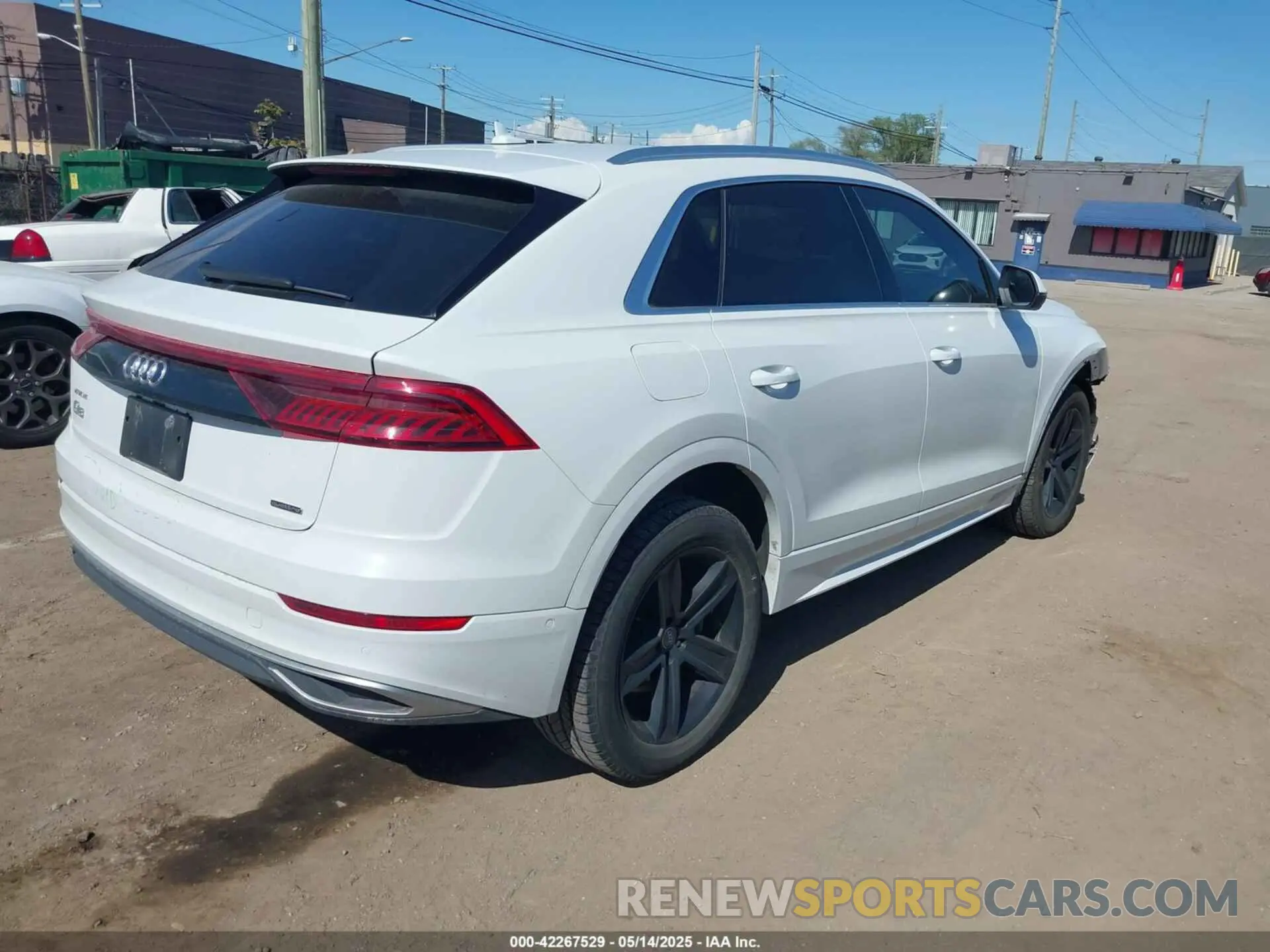 4 Фотография поврежденного автомобиля WA1AVAF1XKD014411 AUDI Q8 2019