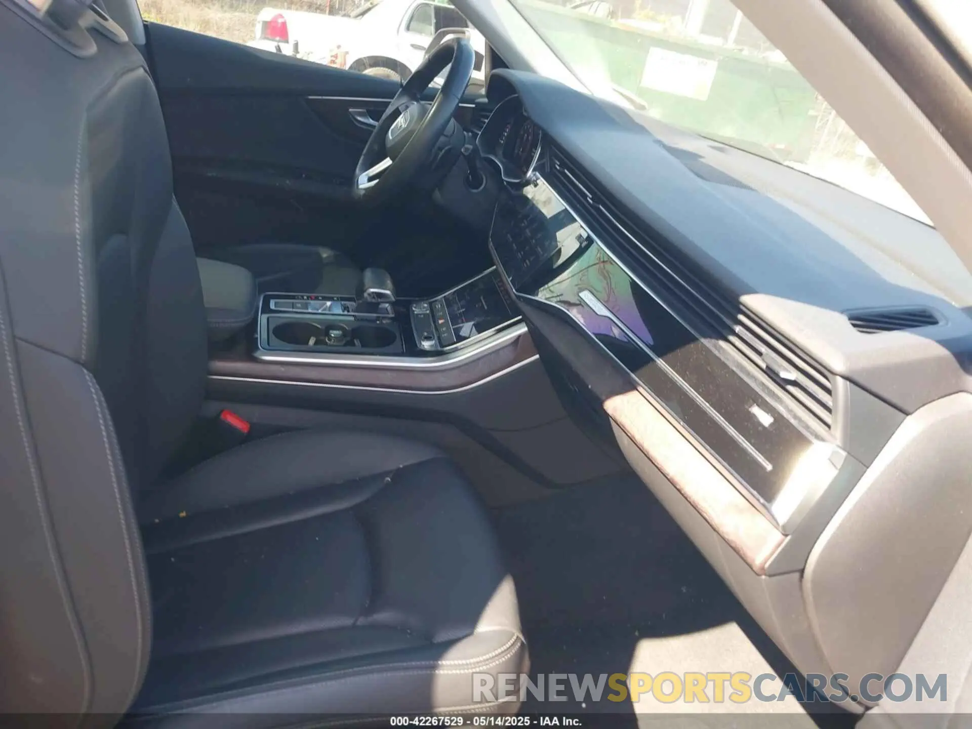 5 Фотография поврежденного автомобиля WA1AVAF1XKD014411 AUDI Q8 2019