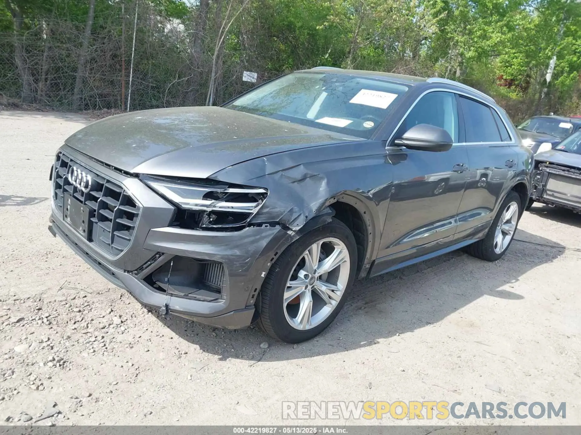 2 Фотография поврежденного автомобиля WA1BVAF10KD008895 AUDI Q8 2019