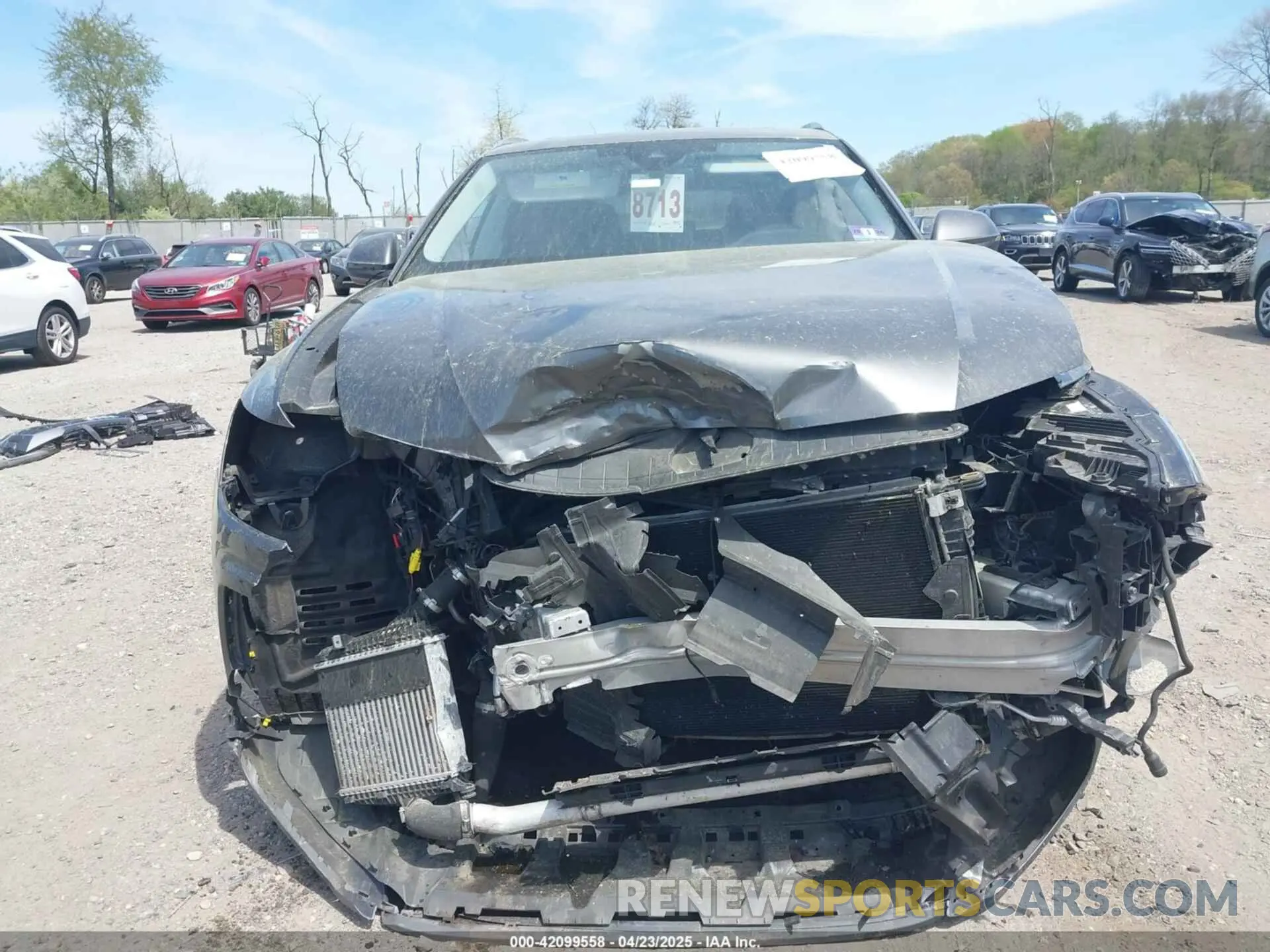 12 Фотография поврежденного автомобиля WA1BVAF11KD016990 AUDI Q8 2019