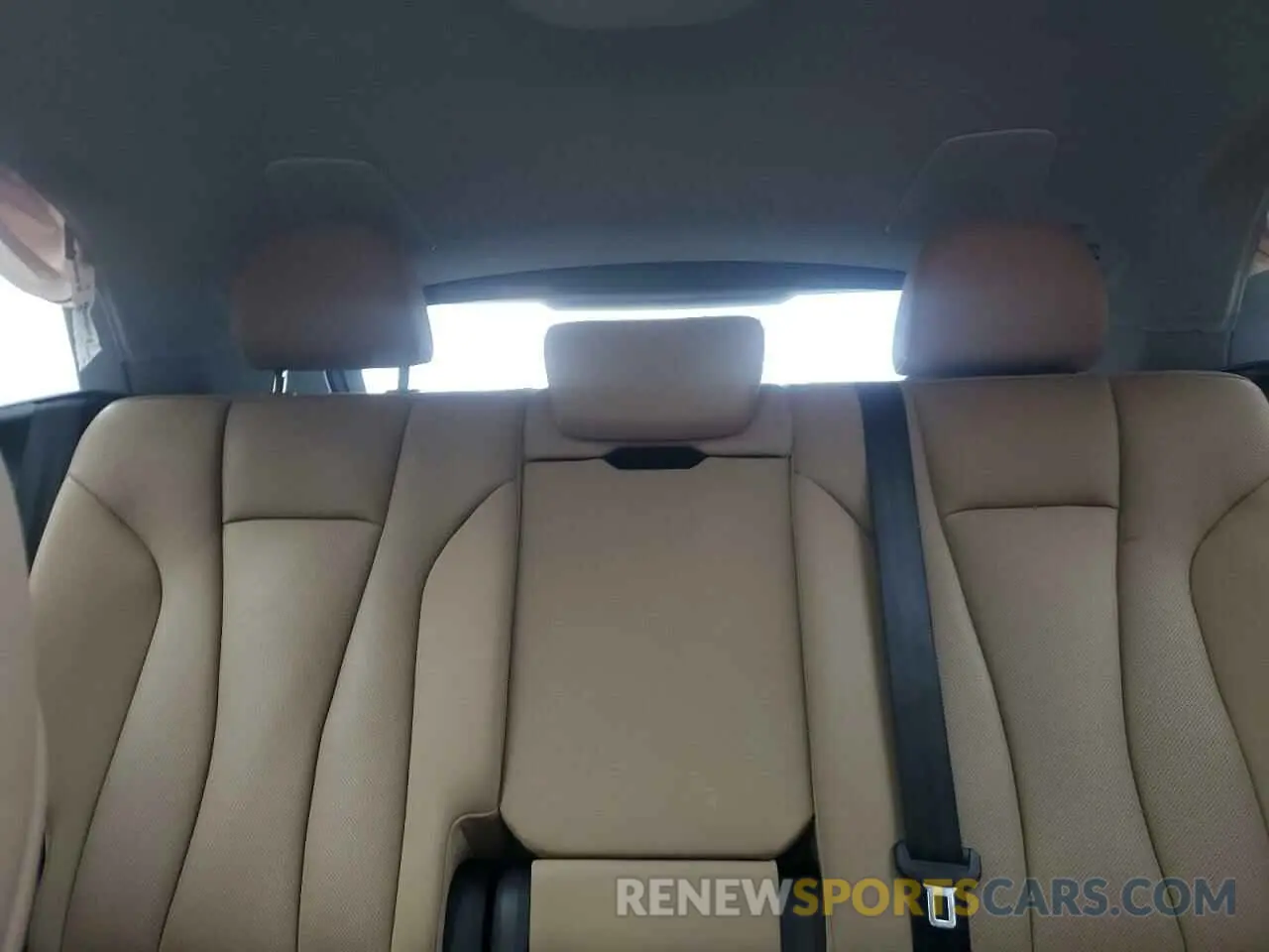 10 Photograph of a damaged car WA1BVAF15KD016264 AUDI Q8 2019
