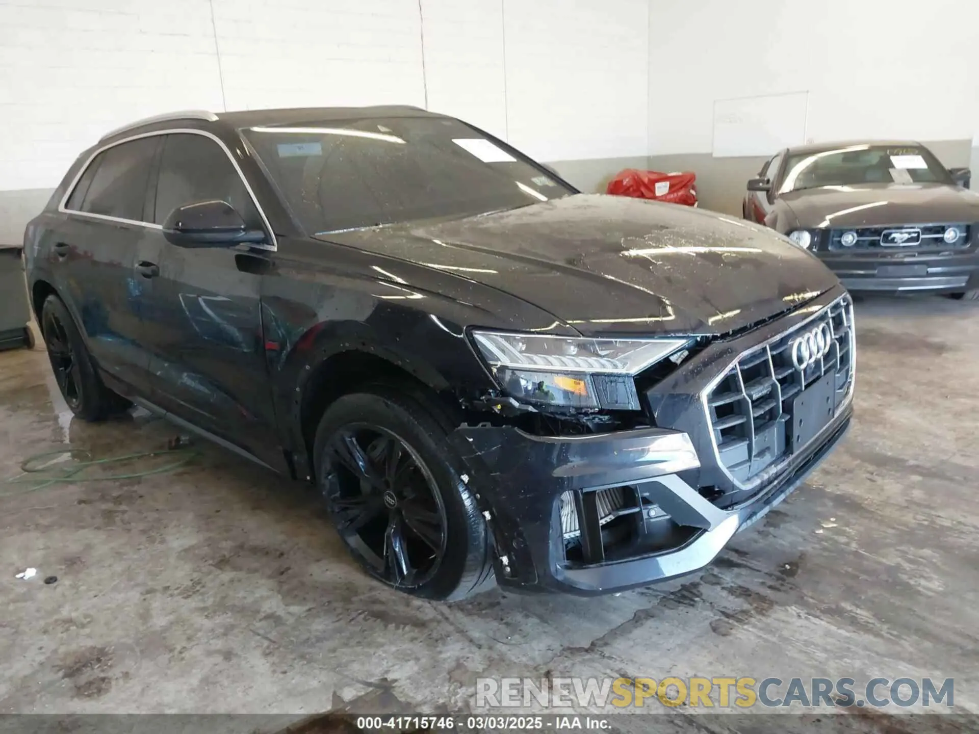 1 Фотография поврежденного автомобиля WA1BVAF18KD037741 AUDI Q8 2019