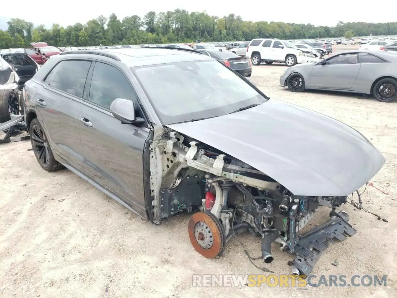 1 Фотография поврежденного автомобиля WA1BVAF19KD039868 AUDI Q8 2019