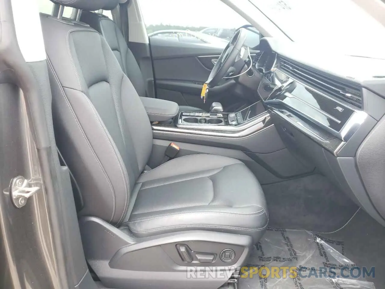 5 Фотография поврежденного автомобиля WA1BVAF19KD039868 AUDI Q8 2019