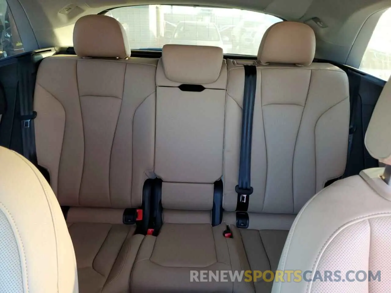 10 Photograph of a damaged car WA1CVAF13KD008457 AUDI Q8 2019