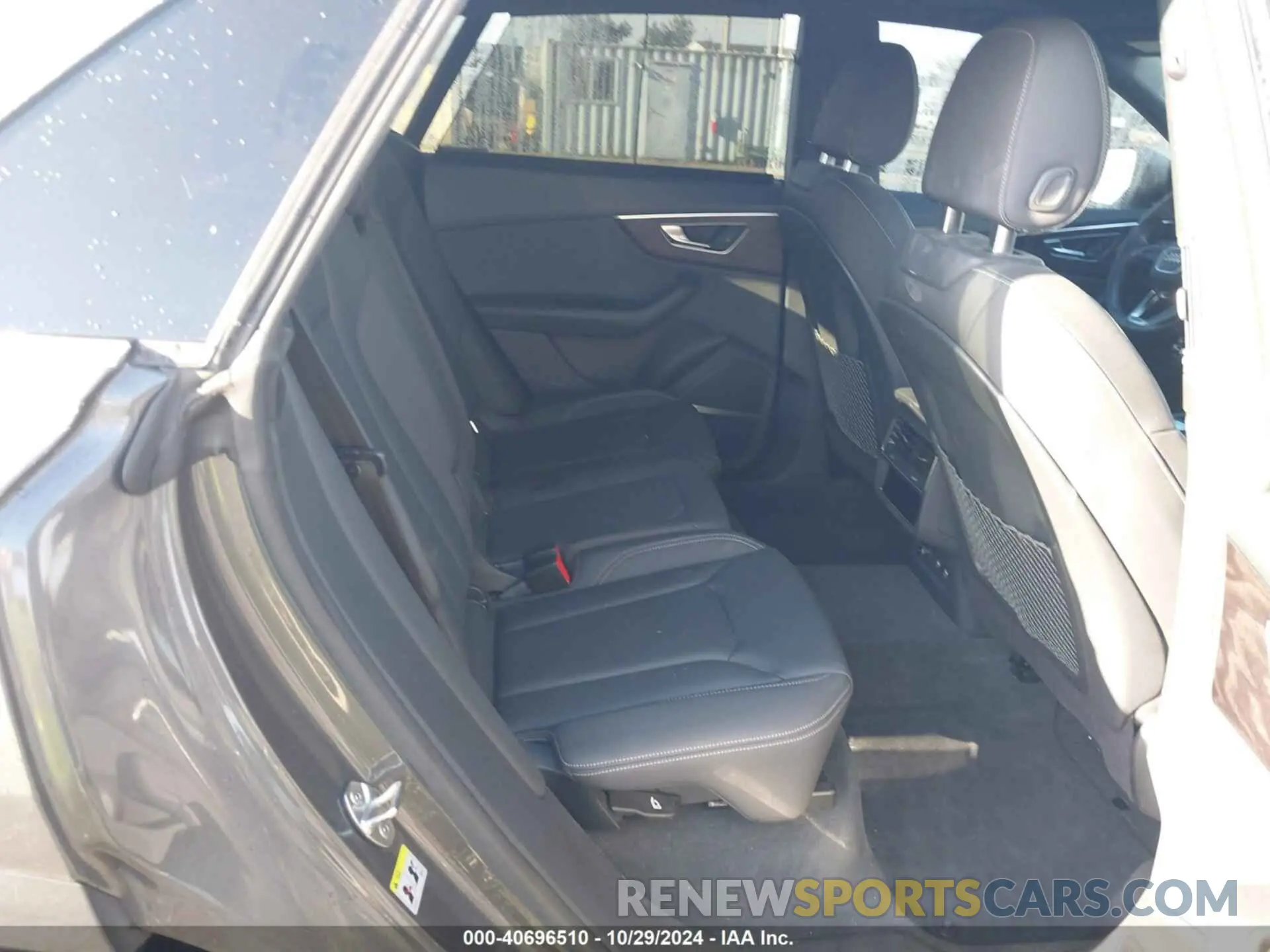 8 Фотография поврежденного автомобиля WA1CVAF13KD044312 AUDI Q8 2019