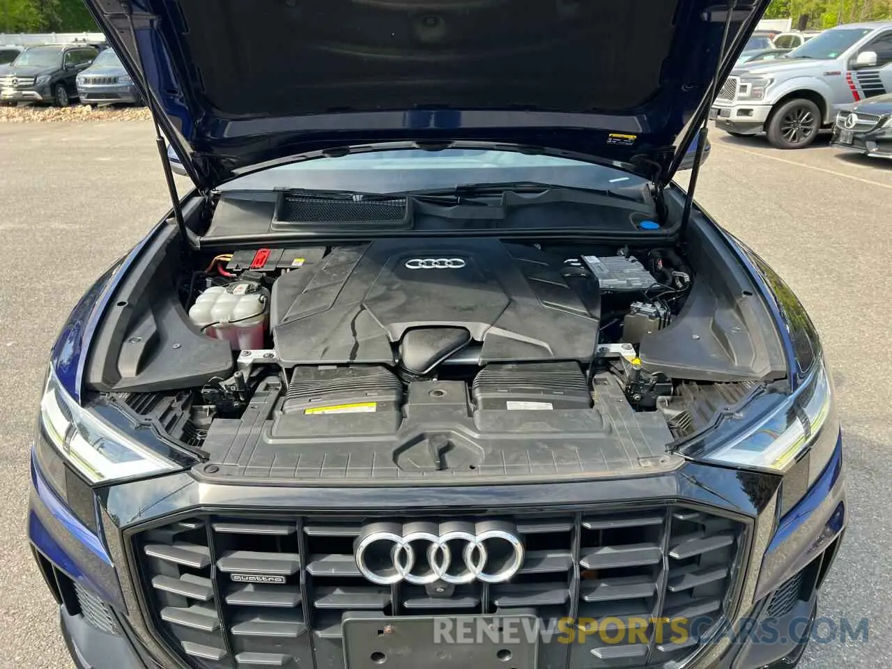 8 Фотография поврежденного автомобиля WA1EVAF10KD010837 AUDI Q8 2019