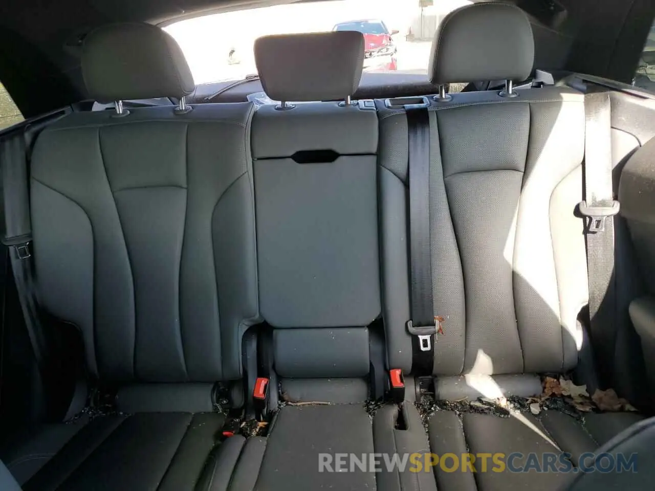 10 Photograph of a damaged car WA1EVAF12KD016865 AUDI Q8 2019