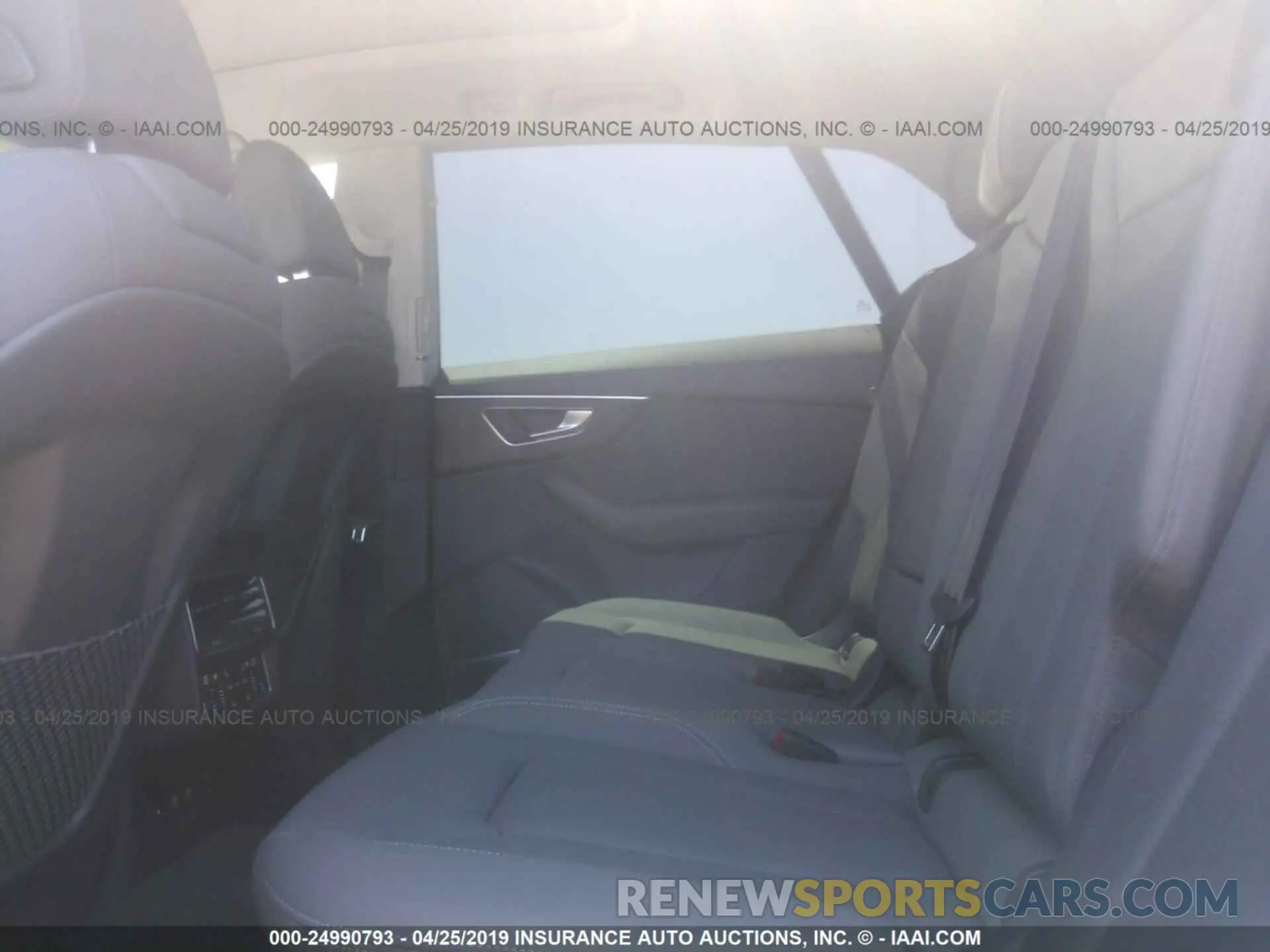 8 Photograph of a damaged car WA1EVAF12KD019636 AUDI Q8 2019
