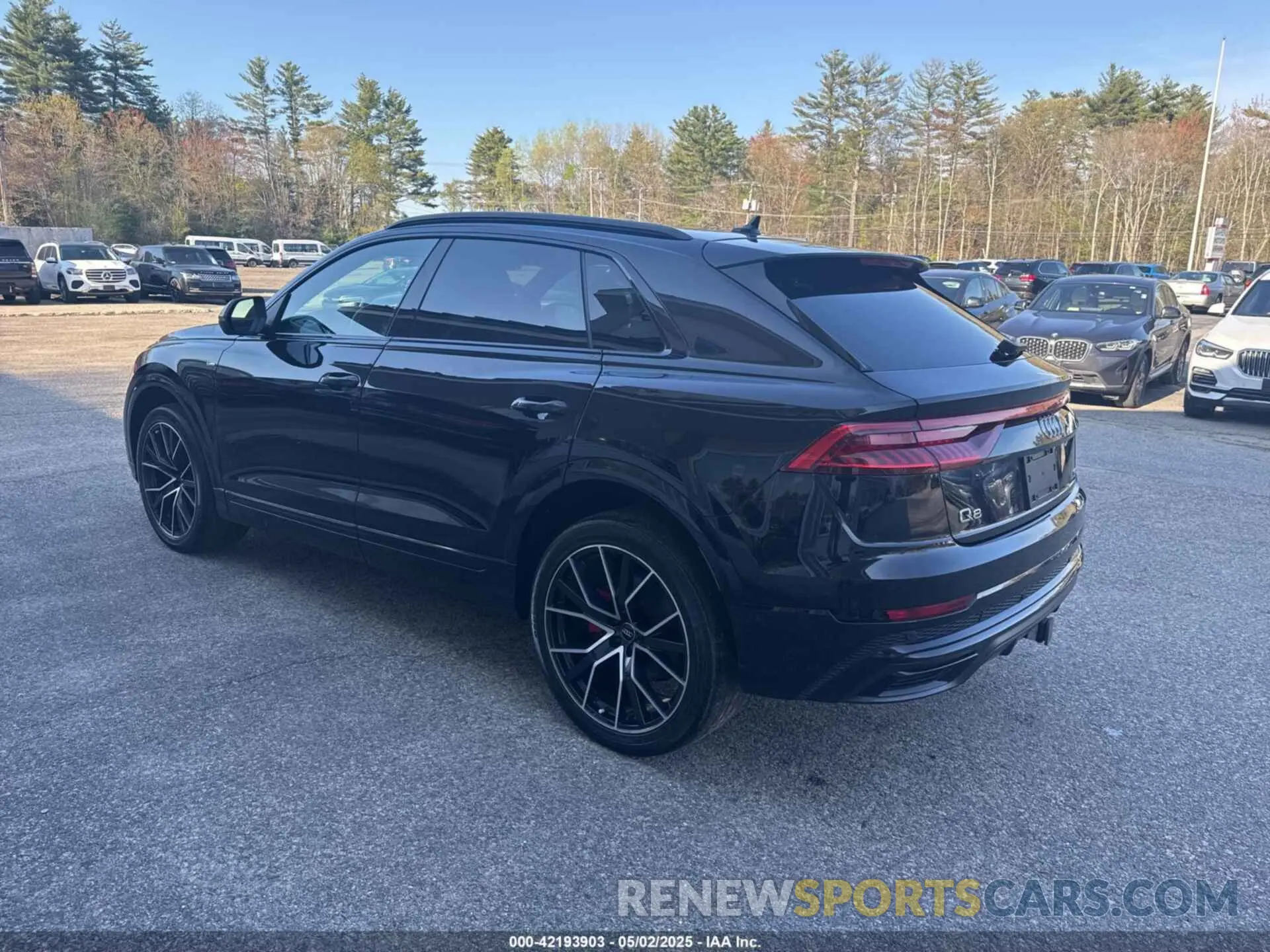 3 Фотография поврежденного автомобиля WA1EVAF16KD031014 AUDI Q8 2019