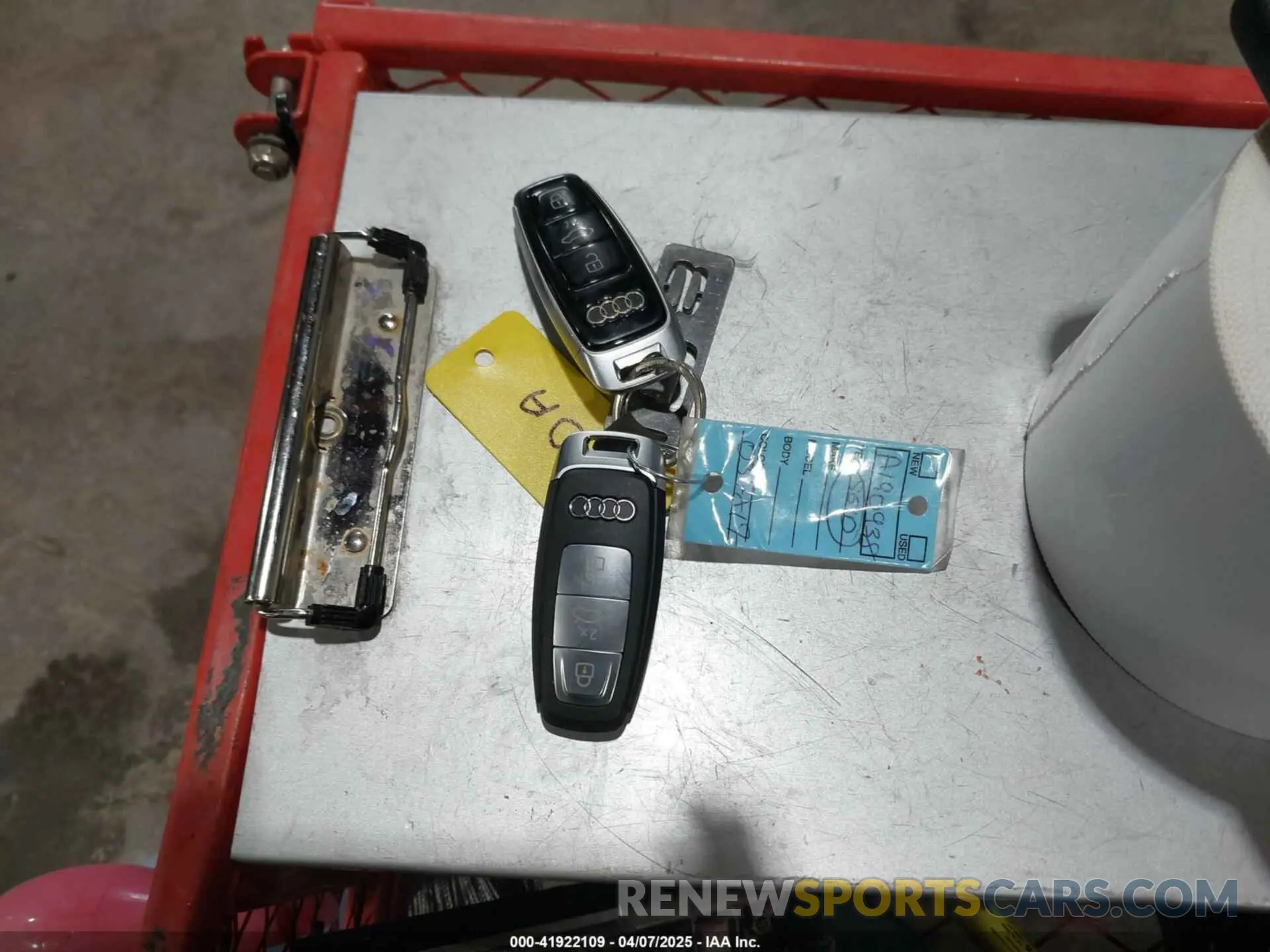 11 Photograph of a damaged car WA1EVAF18KD037817 AUDI Q8 2019