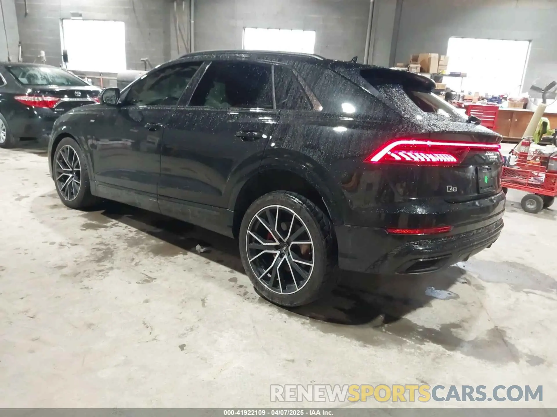 3 Photograph of a damaged car WA1EVAF18KD037817 AUDI Q8 2019