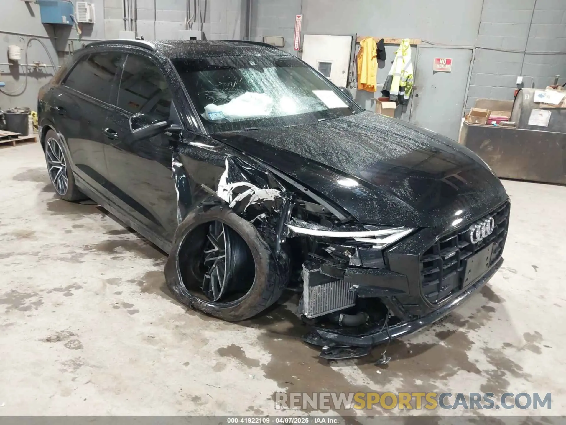 6 Photograph of a damaged car WA1EVAF18KD037817 AUDI Q8 2019