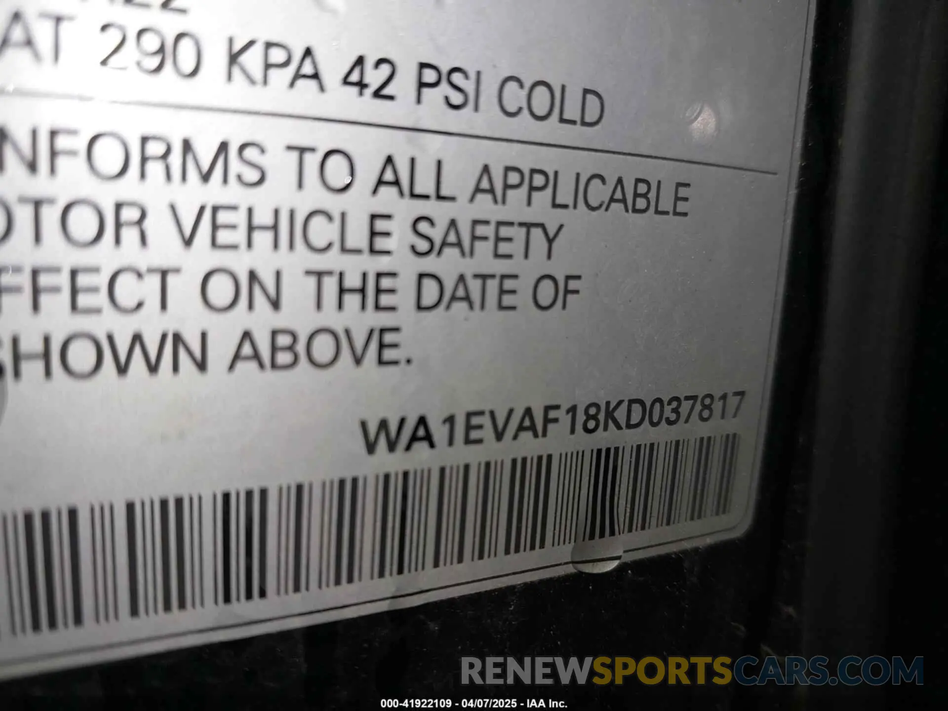9 Photograph of a damaged car WA1EVAF18KD037817 AUDI Q8 2019