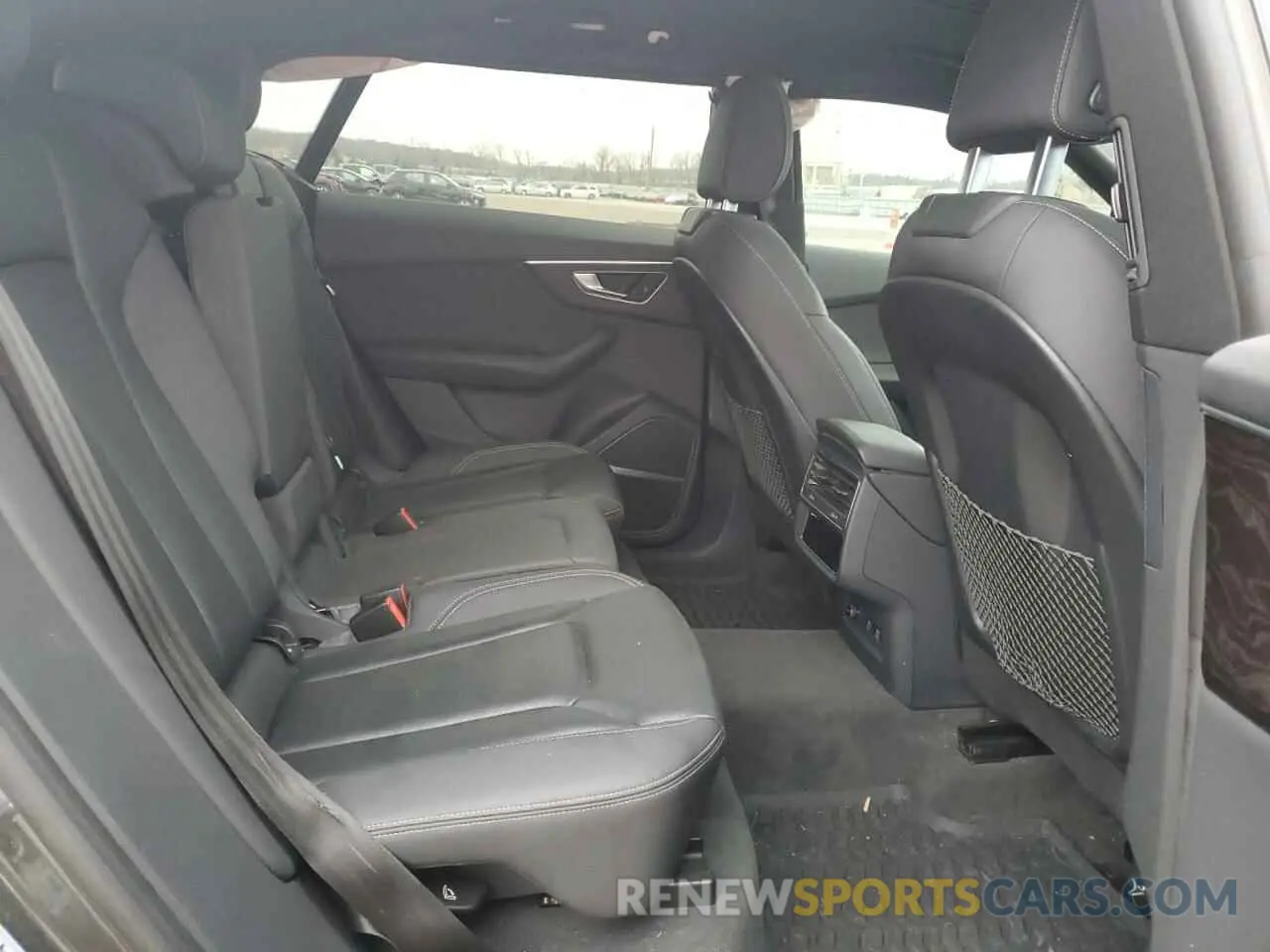 11 Photograph of a damaged car WA1EVAF1XKD036863 AUDI Q8 2019