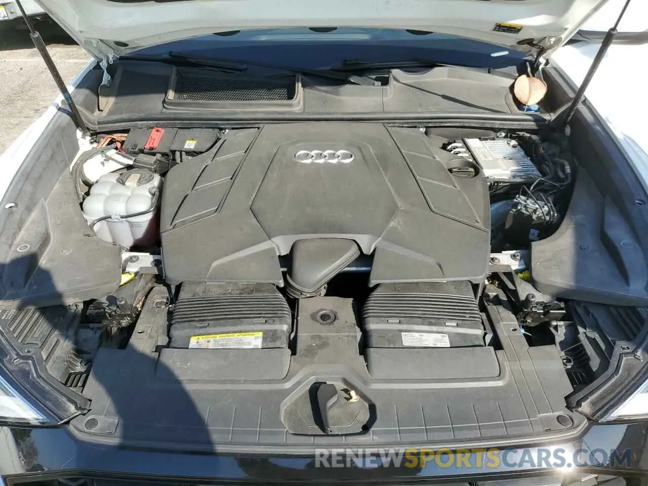 11 Photograph of a damaged car WA1EVAF1XKD041089 AUDI Q8 2019