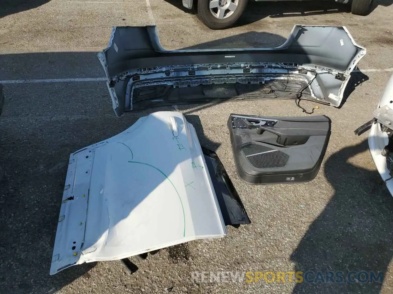 12 Photograph of a damaged car WA1EVAF1XKD041089 AUDI Q8 2019