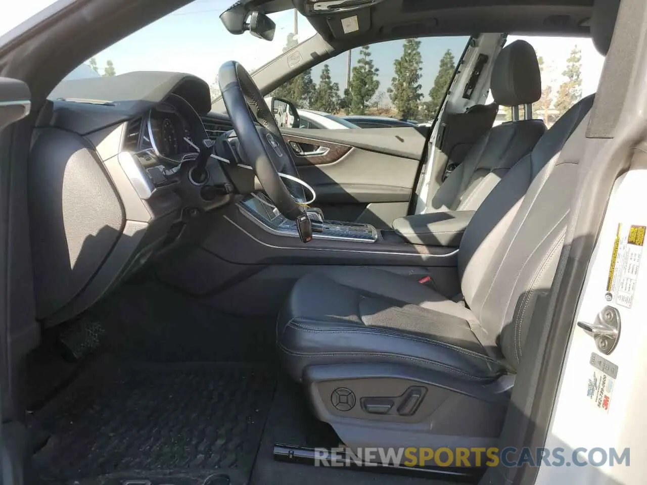 7 Photograph of a damaged car WA1EVAF1XKD041089 AUDI Q8 2019