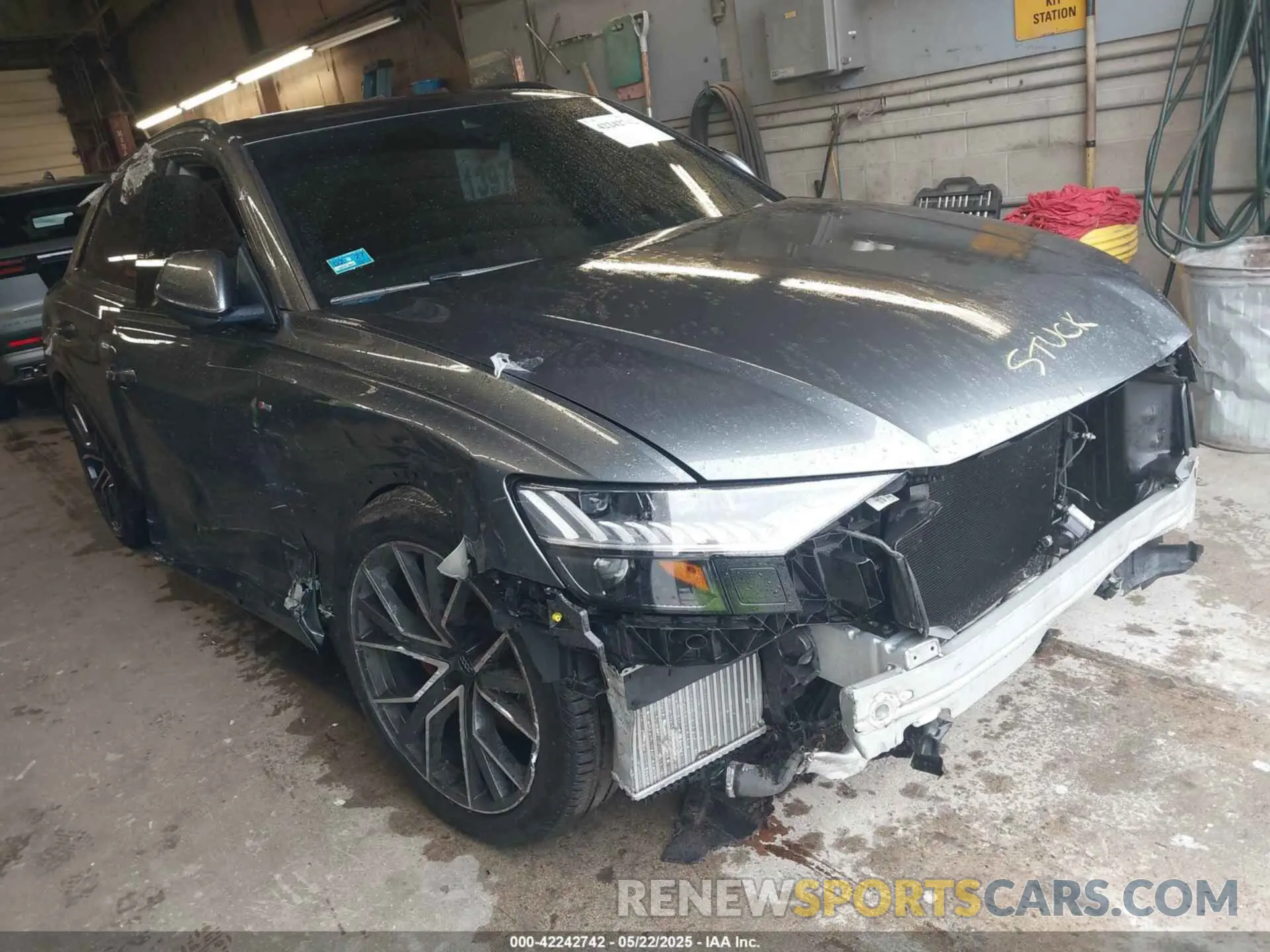 1 Фотография поврежденного автомобиля WA1FVBF17KD025054 AUDI Q8 2019