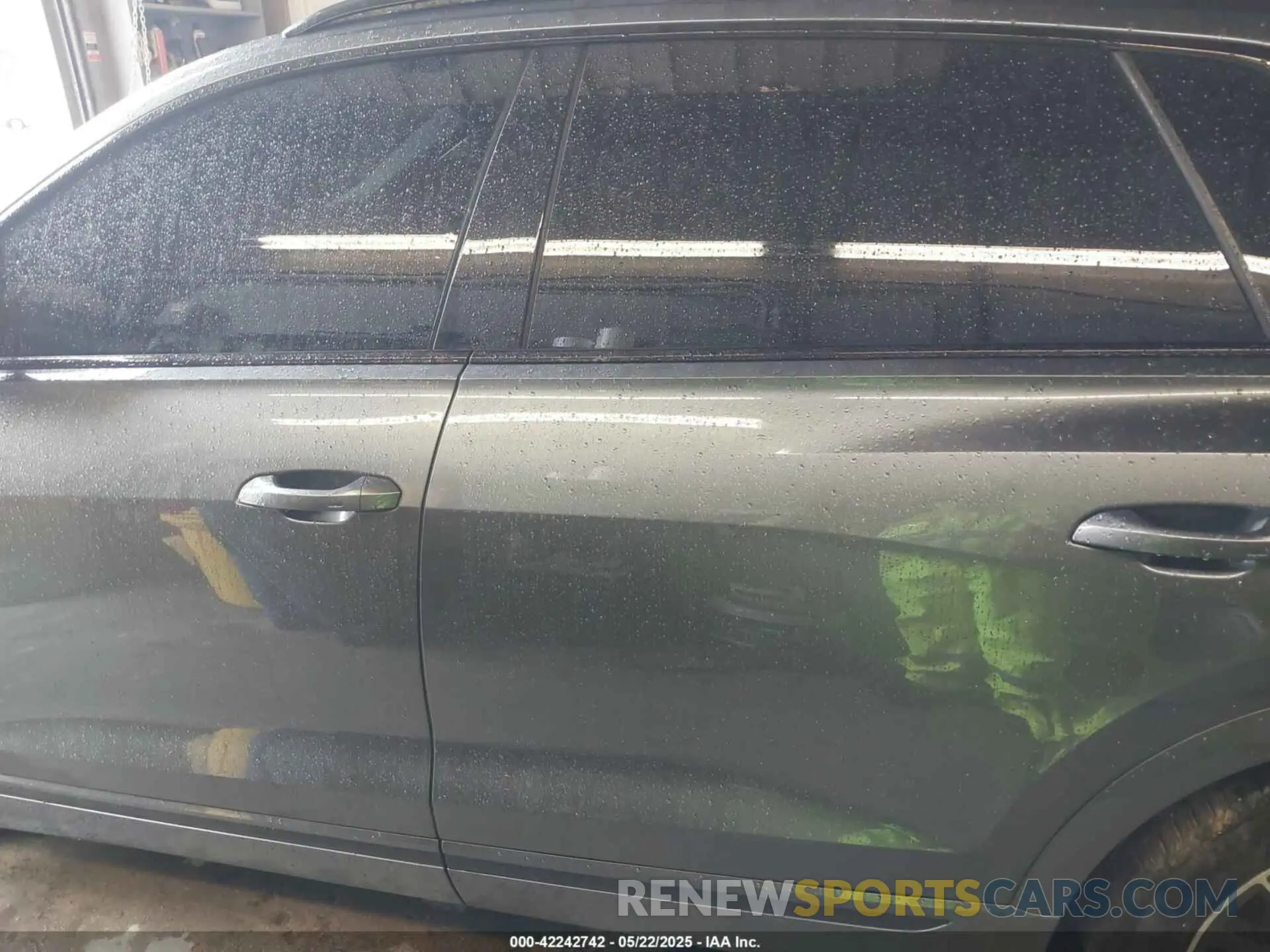 13 Фотография поврежденного автомобиля WA1FVBF17KD025054 AUDI Q8 2019
