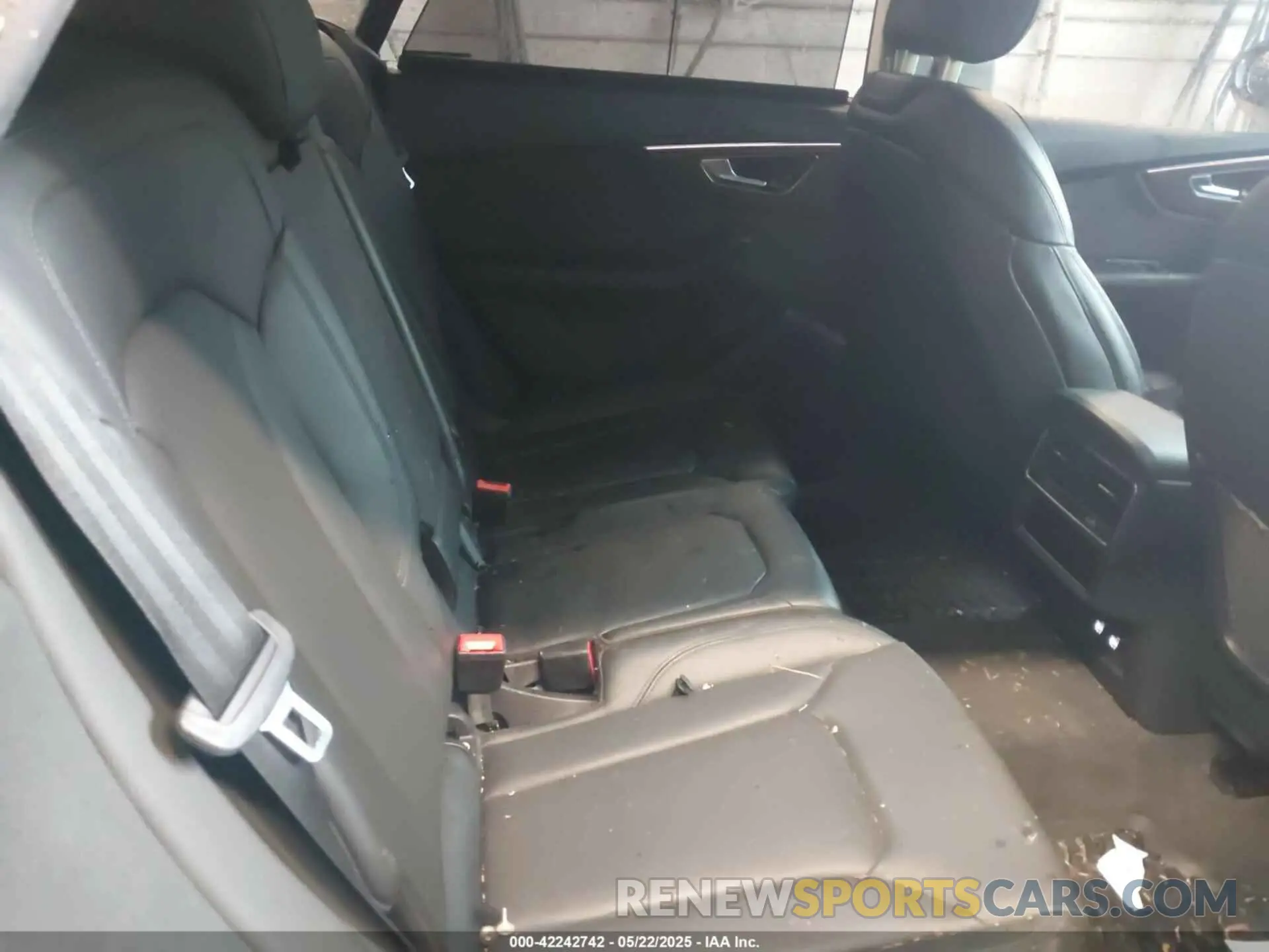 8 Фотография поврежденного автомобиля WA1FVBF17KD025054 AUDI Q8 2019