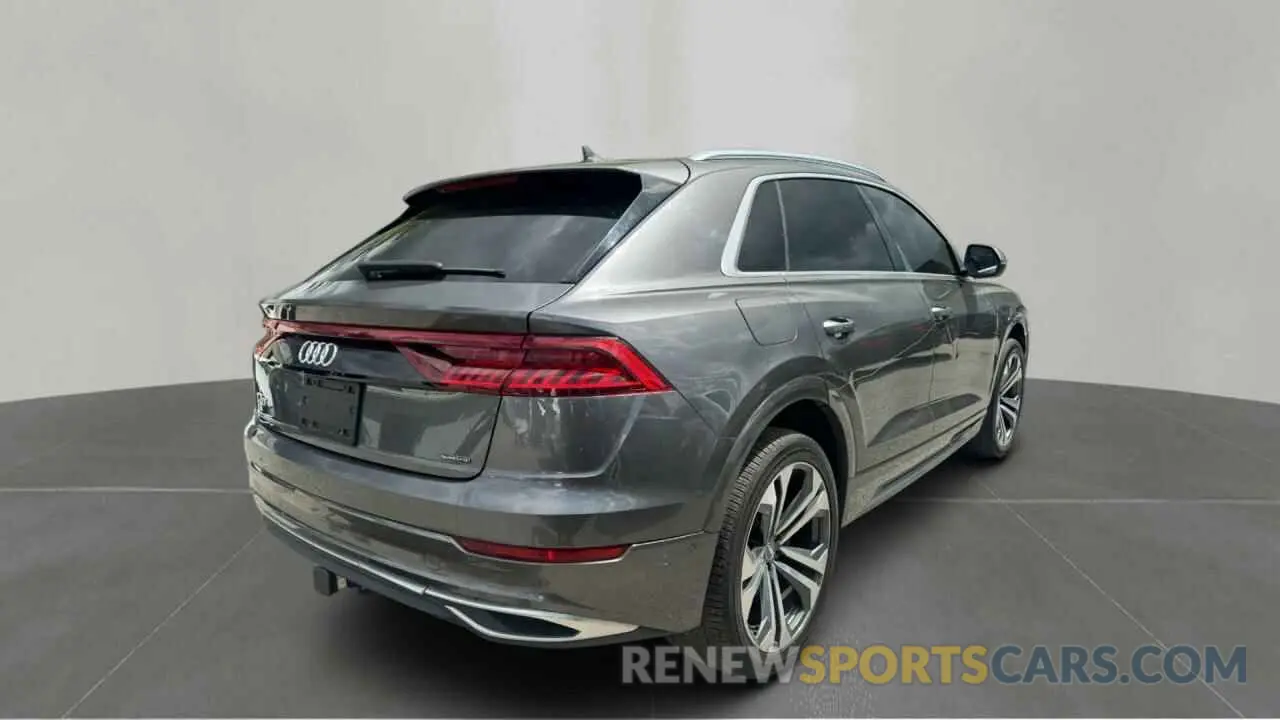 4 Photograph of a damaged car WA1BVAF16LD019823 AUDI Q8 2020