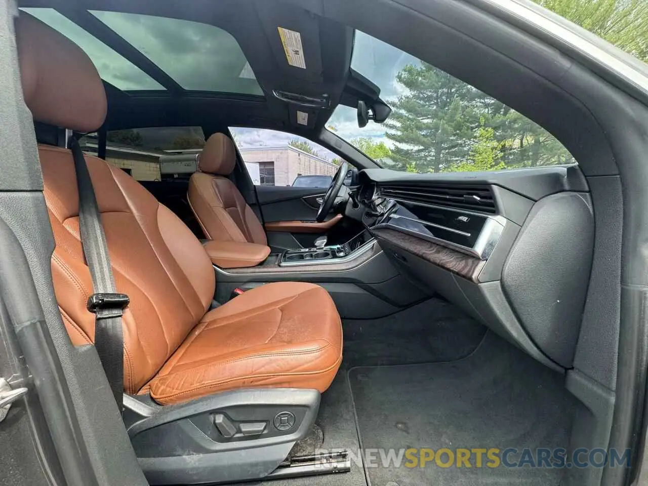 5 Photograph of a damaged car WA1BVAF16LD019823 AUDI Q8 2020