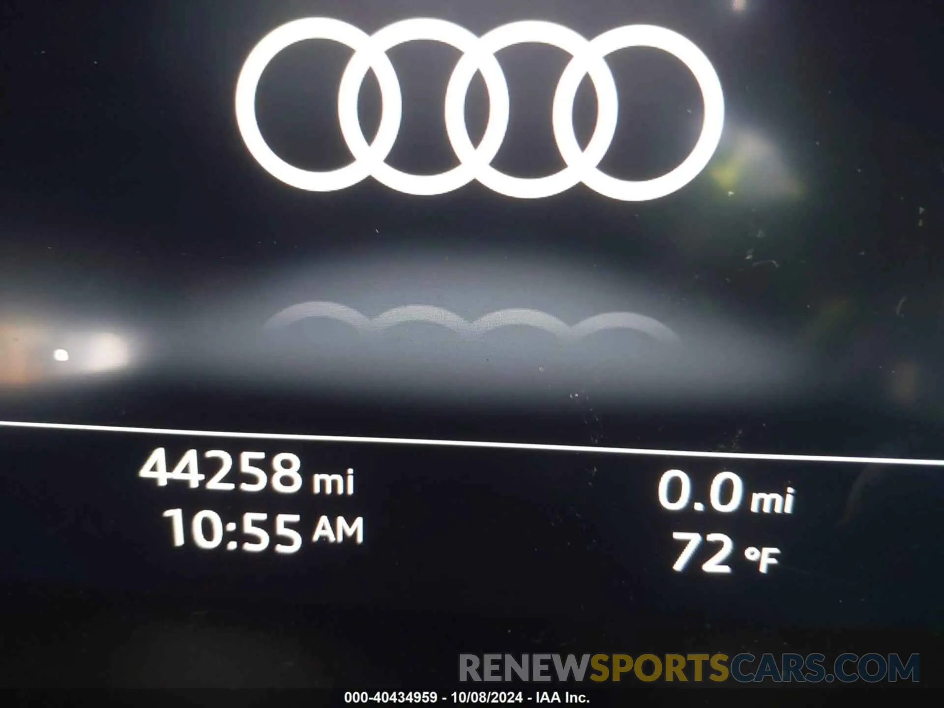 15 Photograph of a damaged car WA1EVAF19LD002415 AUDI Q8 2020