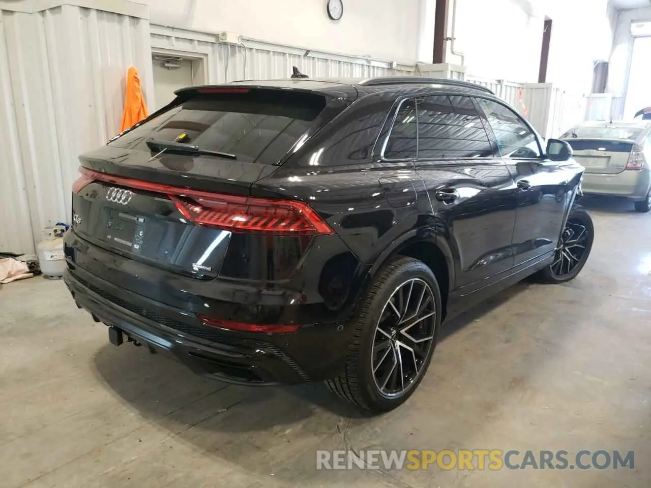 4 Photograph of a damaged car WA1EVAF1XLD021572 AUDI Q8 2020