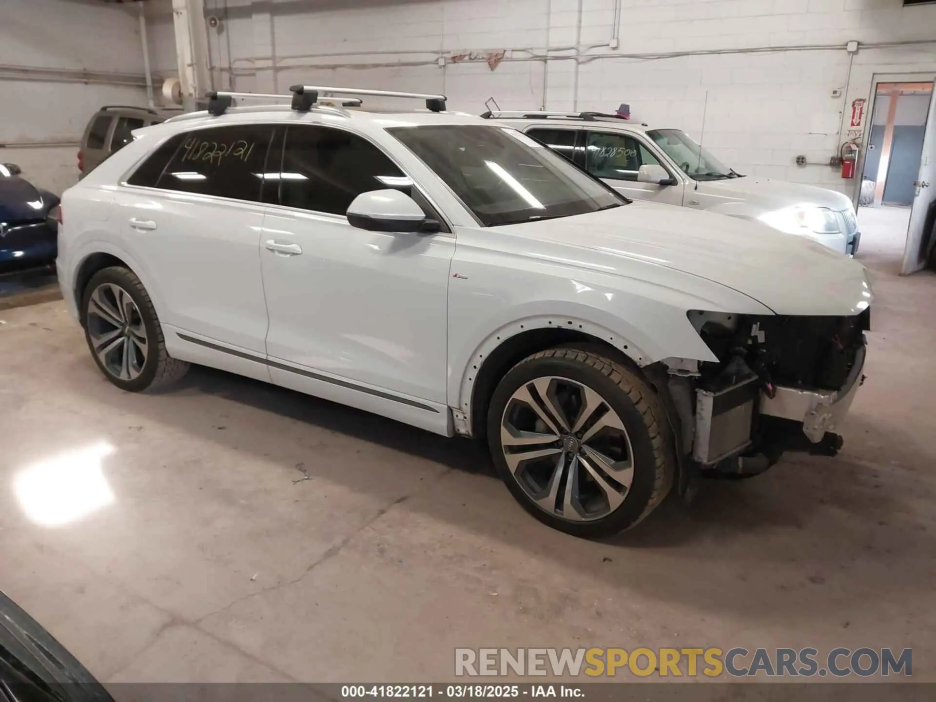 1 Фотография поврежденного автомобиля WA1EVBF17LD019364 AUDI Q8 2020