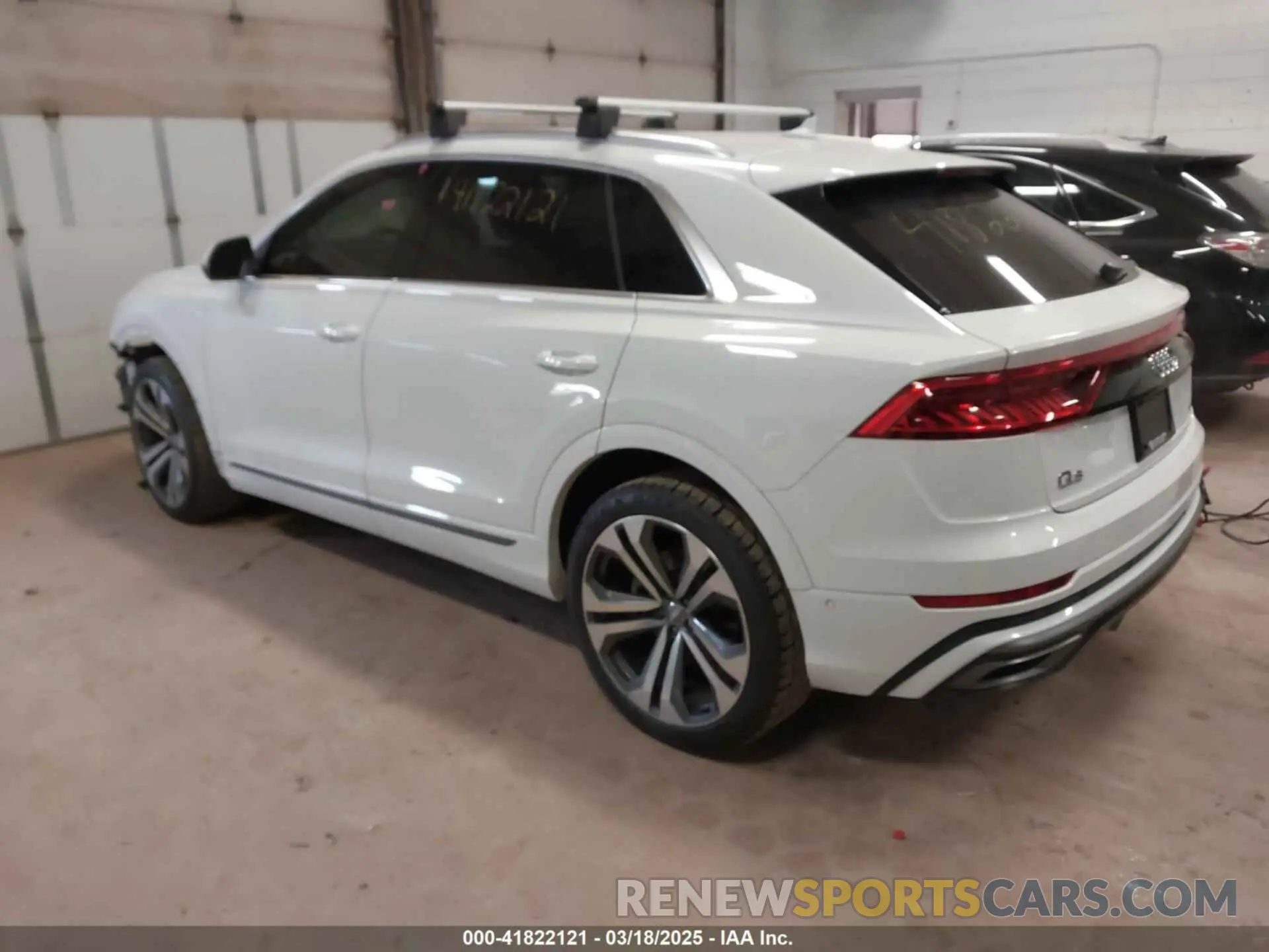 3 Фотография поврежденного автомобиля WA1EVBF17LD019364 AUDI Q8 2020