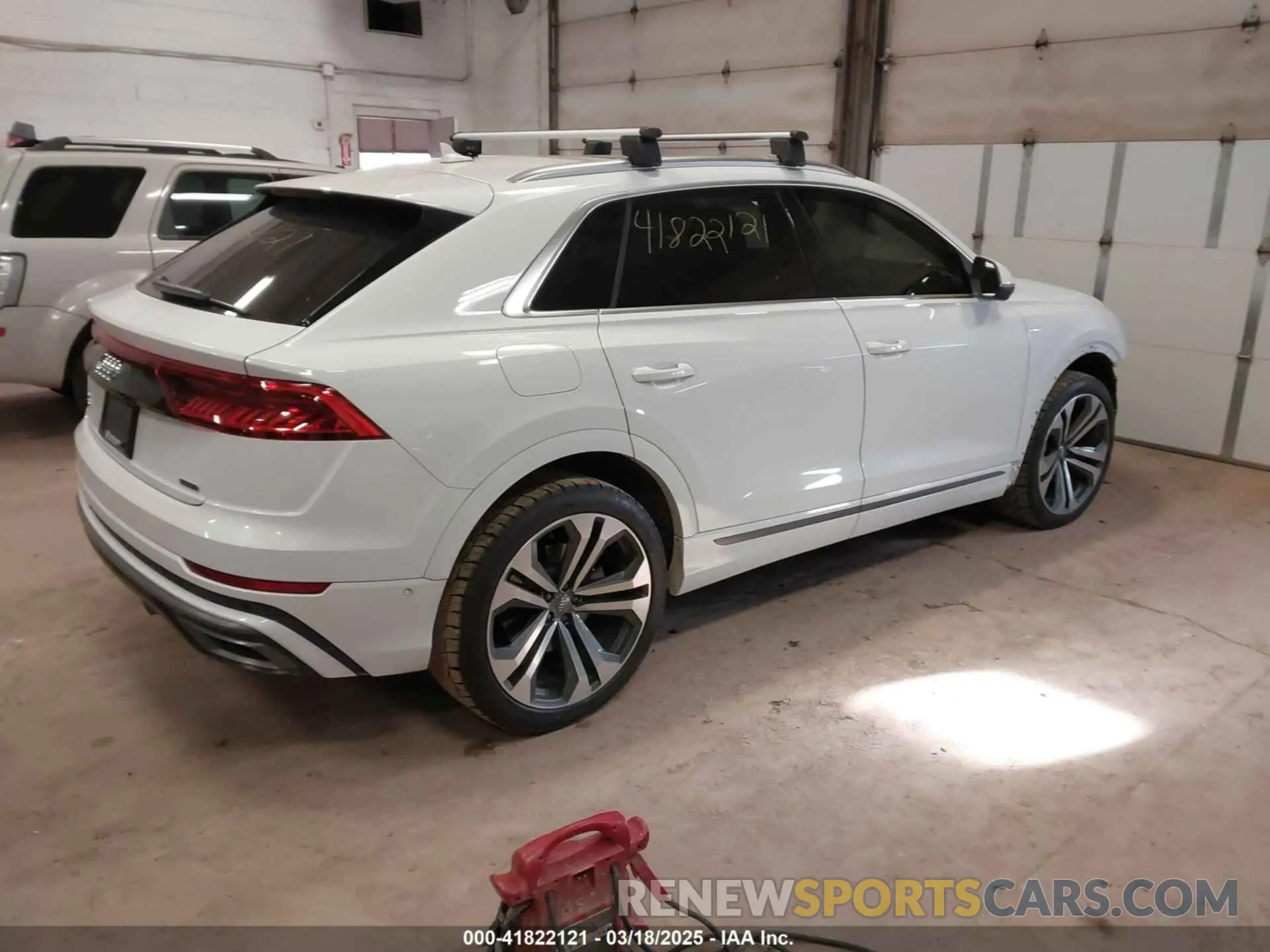 4 Фотография поврежденного автомобиля WA1EVBF17LD019364 AUDI Q8 2020
