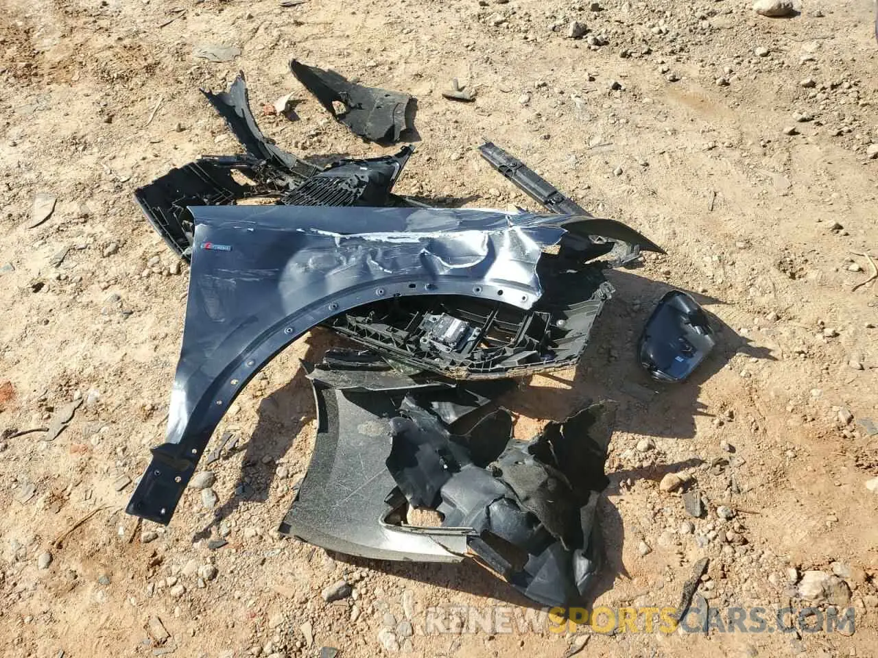 14 Photograph of a damaged car WA1FVAF10LD000427 AUDI Q8 2020