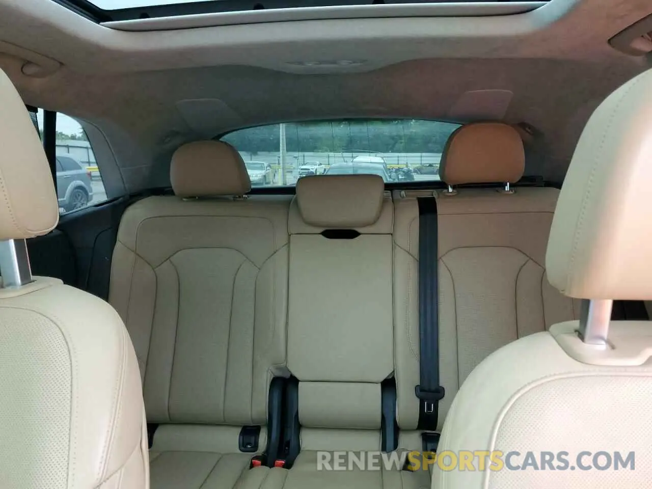 10 Photograph of a damaged car WA1FVAF15LD017787 AUDI Q8 2020