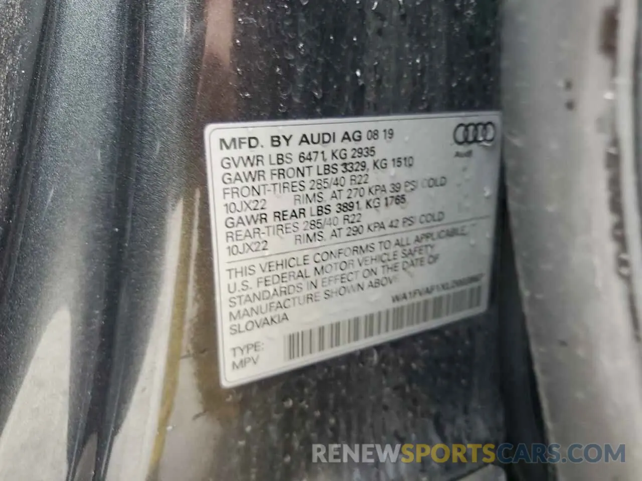 13 Photograph of a damaged car WA1FVAF1XLD003867 AUDI Q8 2020