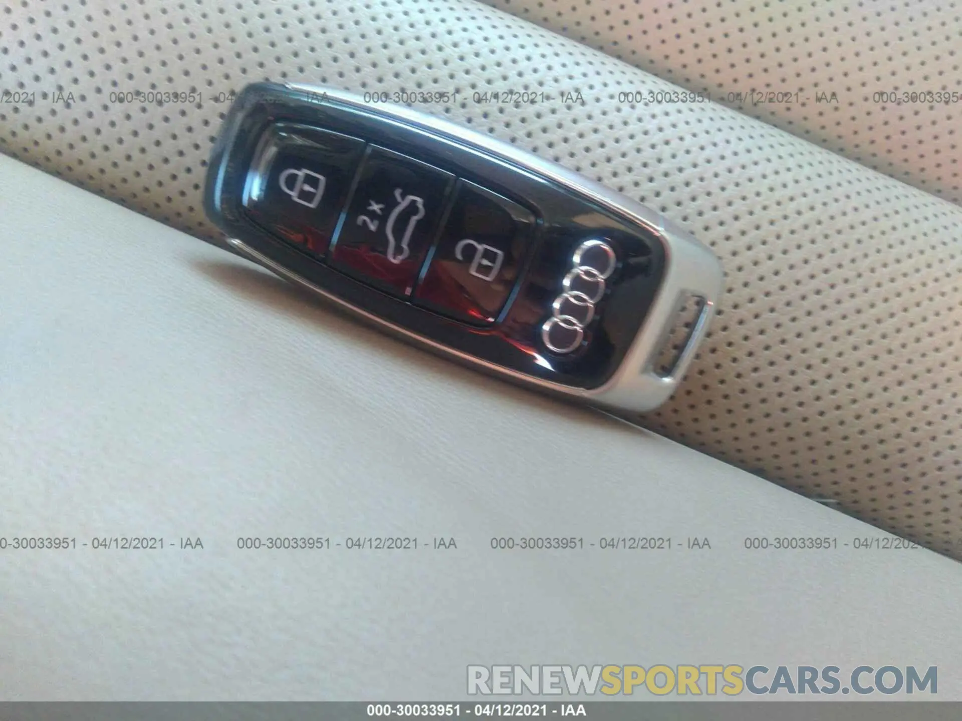 11 Фотография поврежденного автомобиля WA1FVAF1XLD016330 AUDI Q8 2020